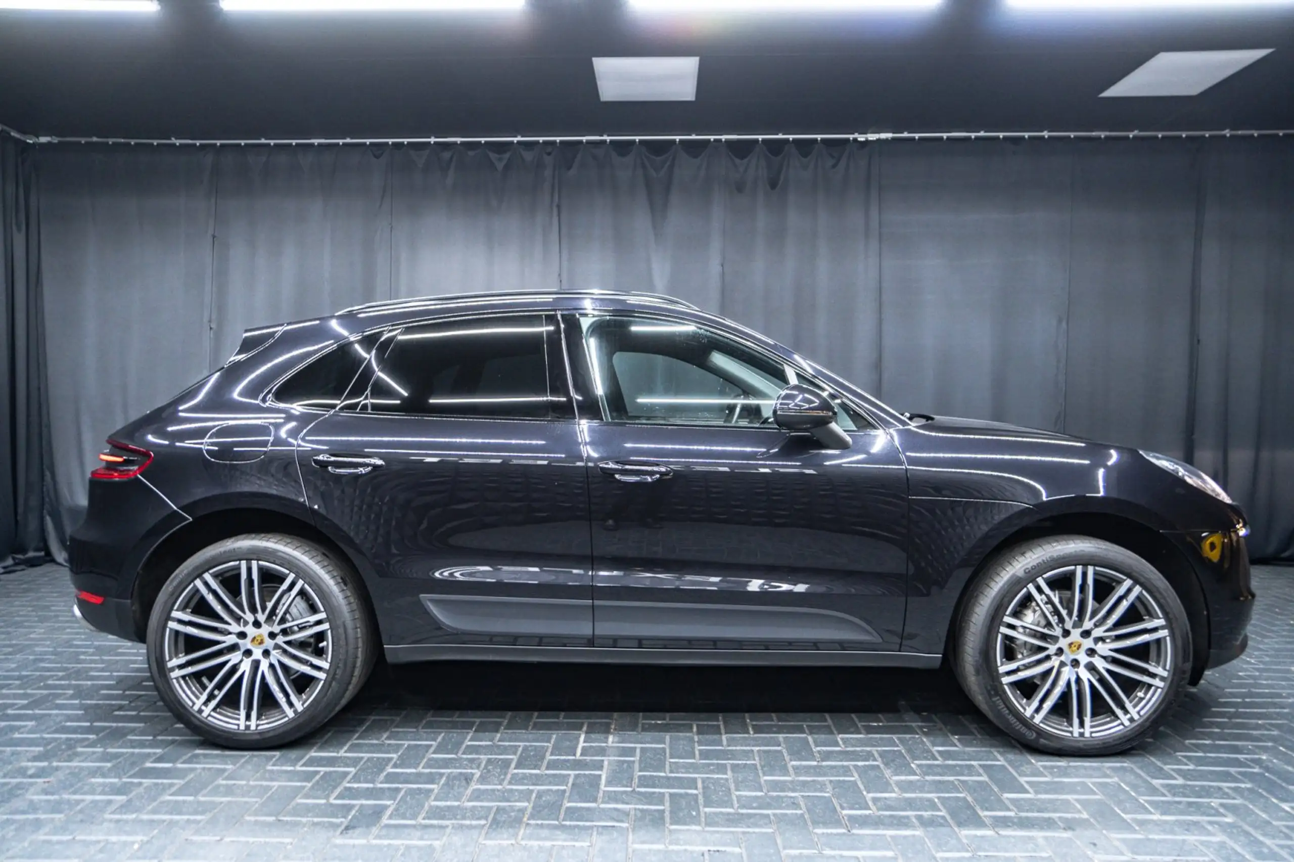 Porsche - Macan