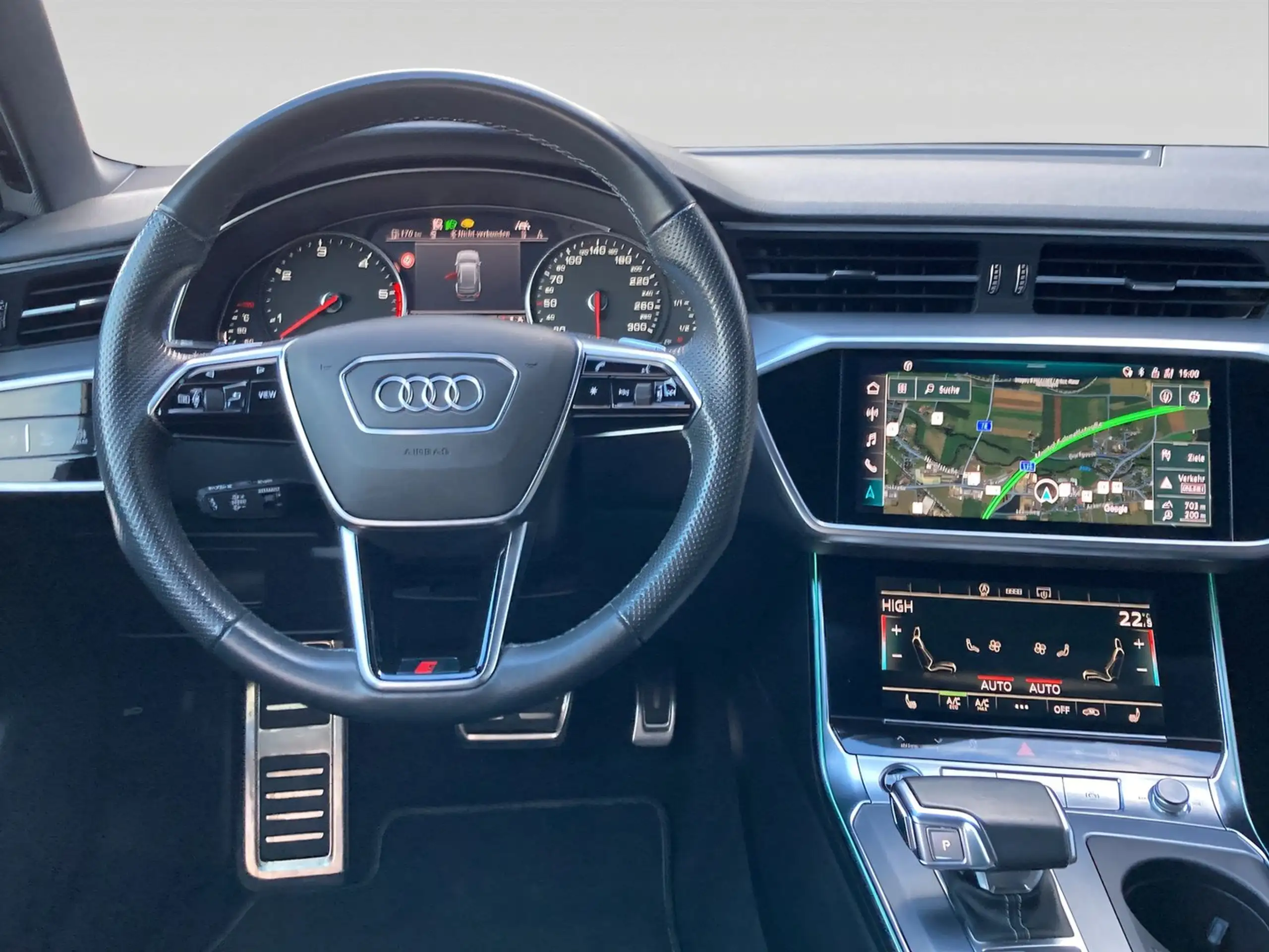 Audi - A6