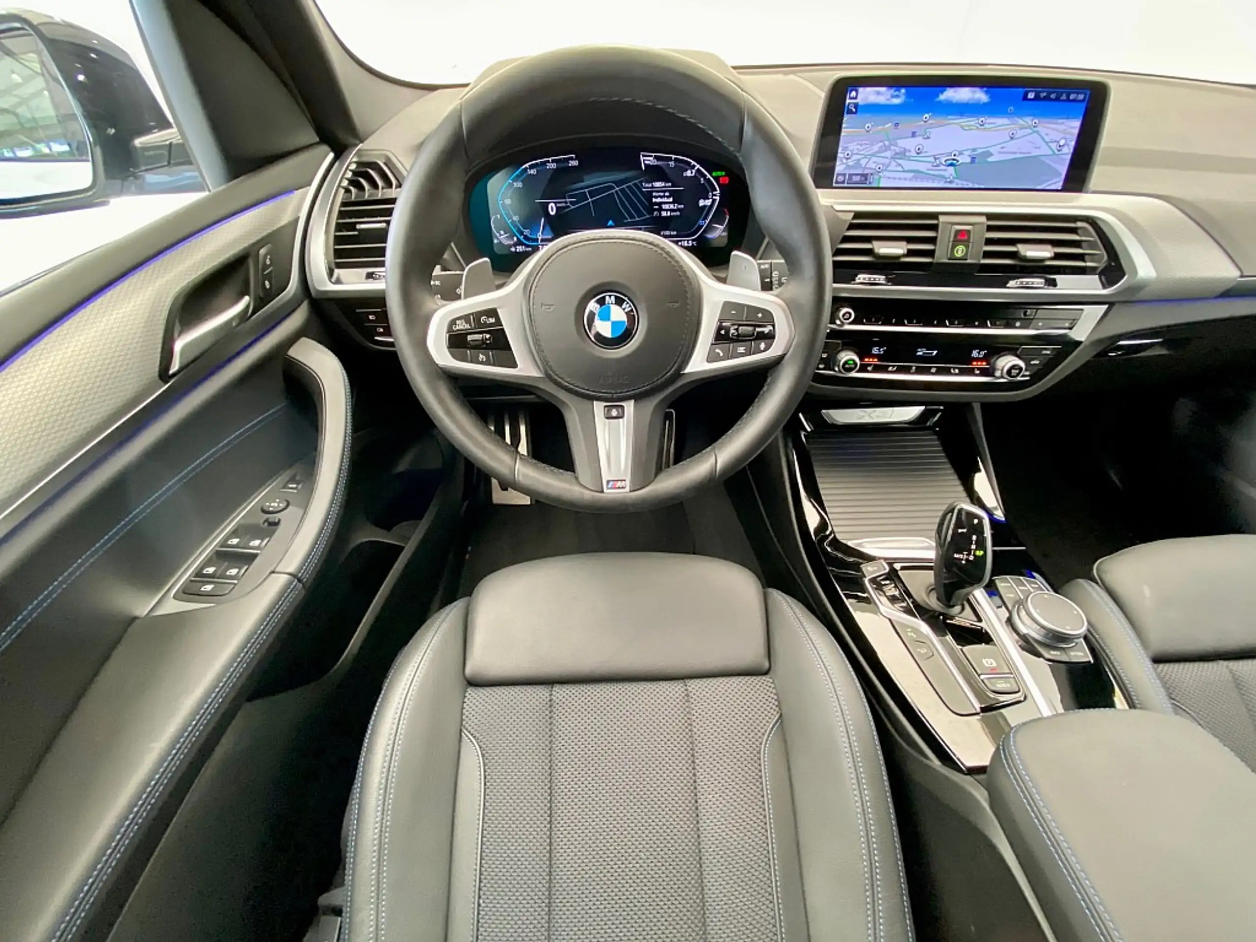 BMW - X3