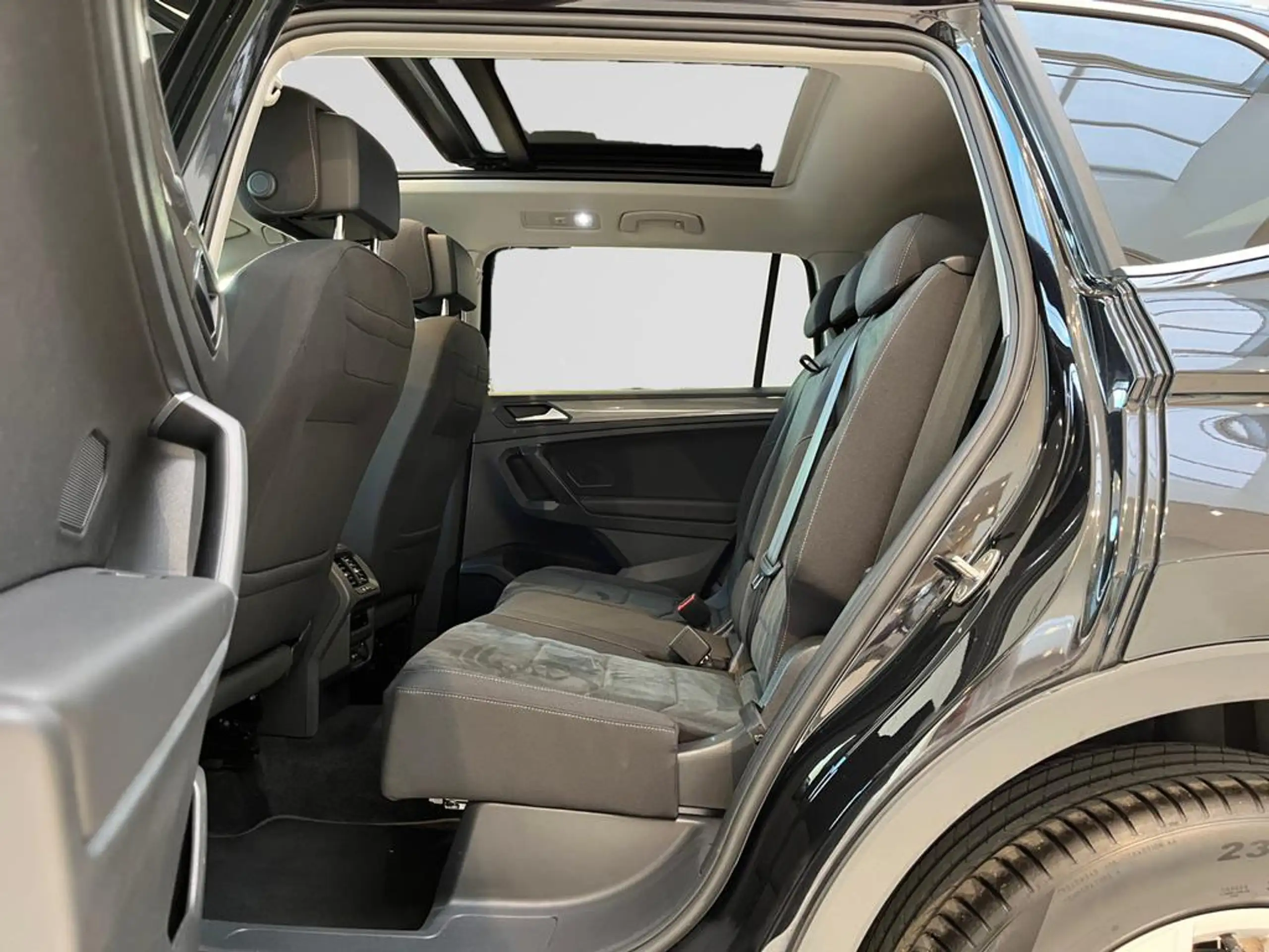 Volkswagen - Tiguan Allspace