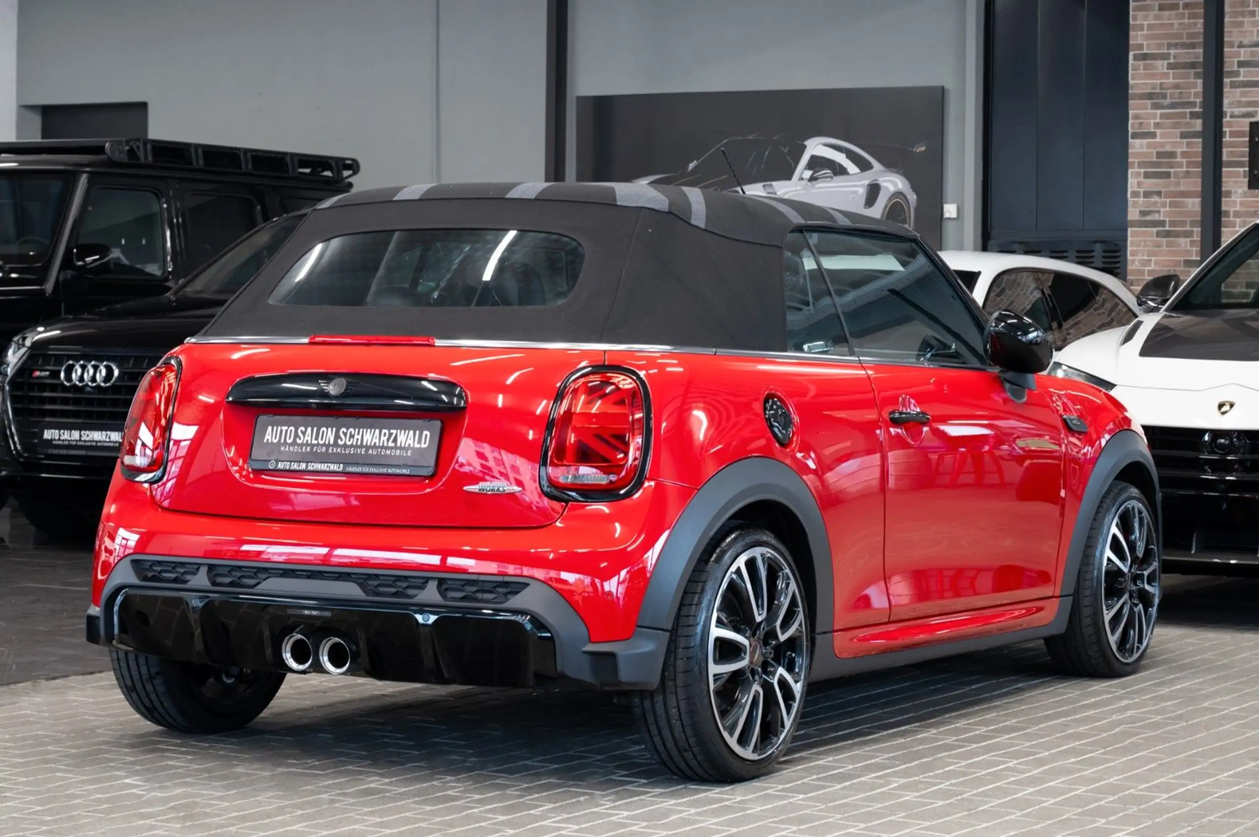 MINI - John Cooper Works Cabrio