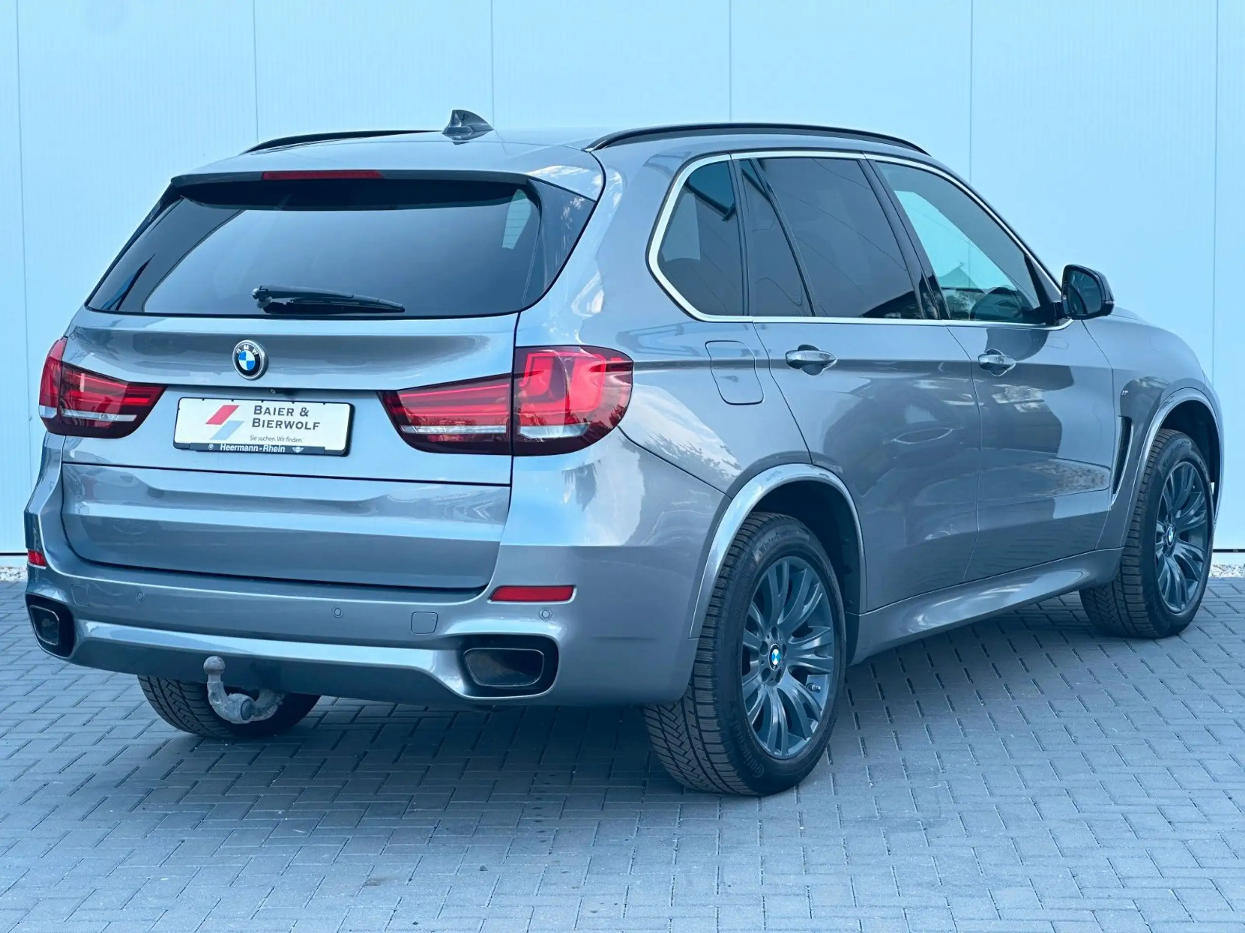 BMW - X5