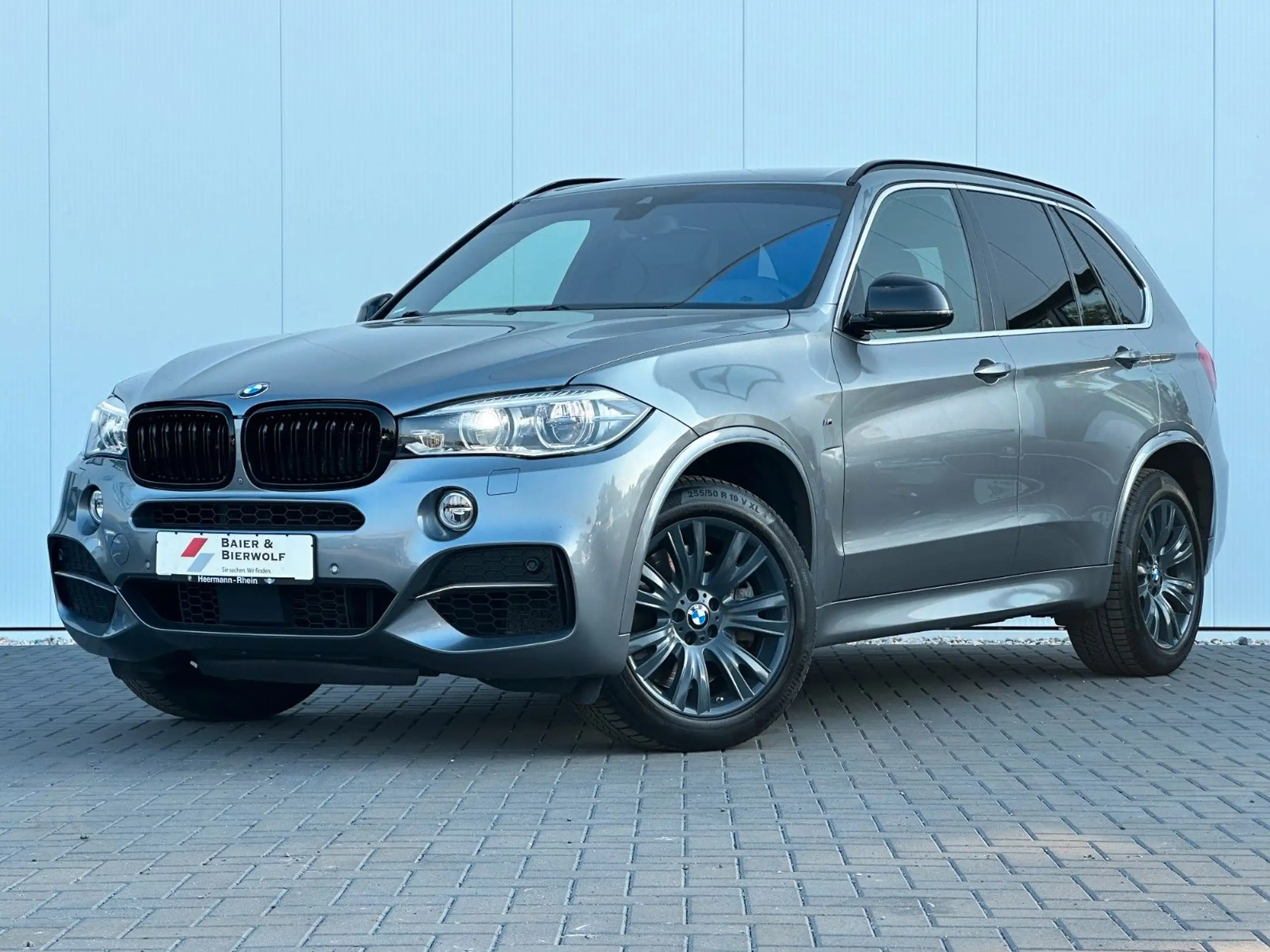 BMW - X5