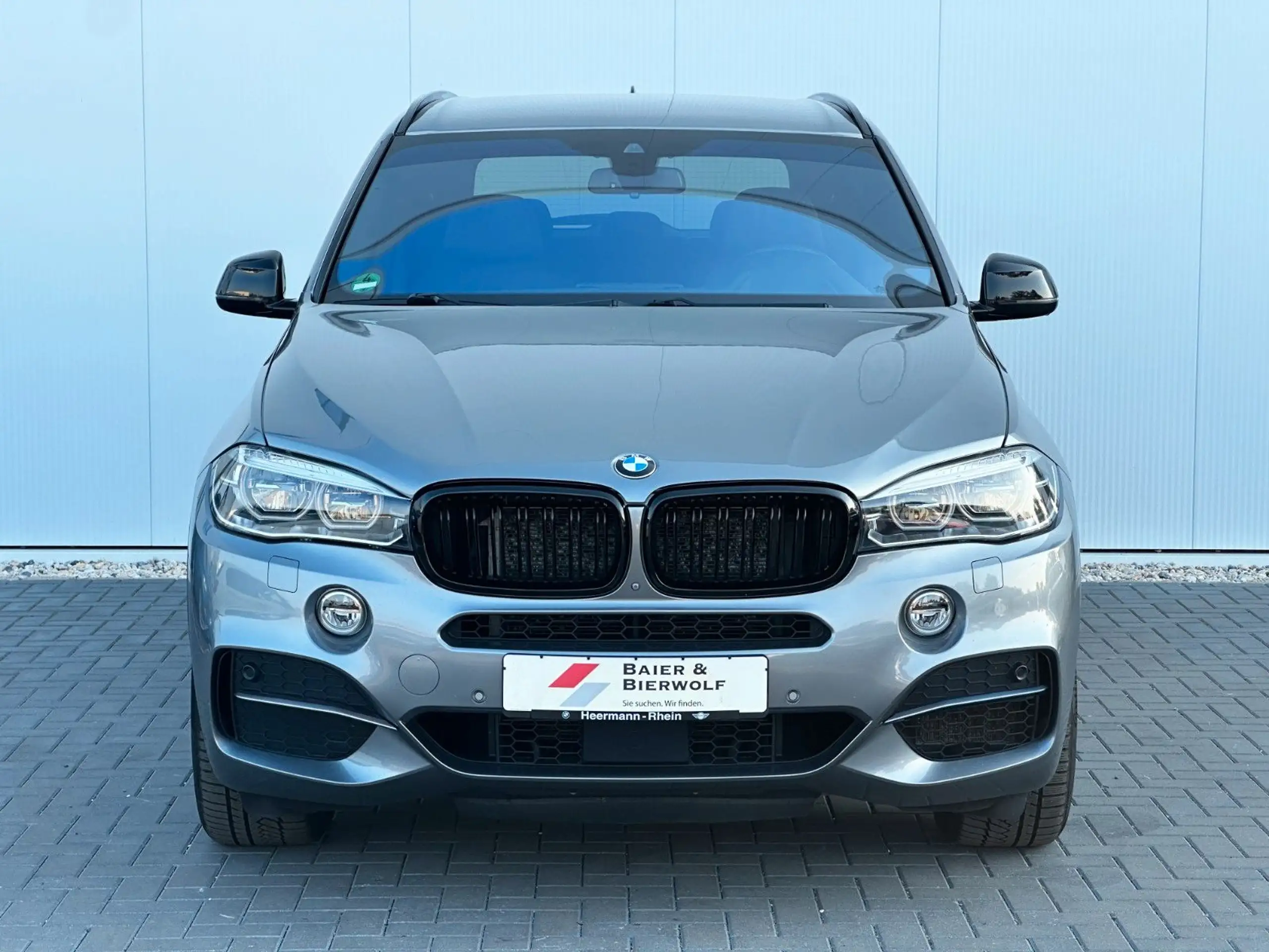 BMW - X5