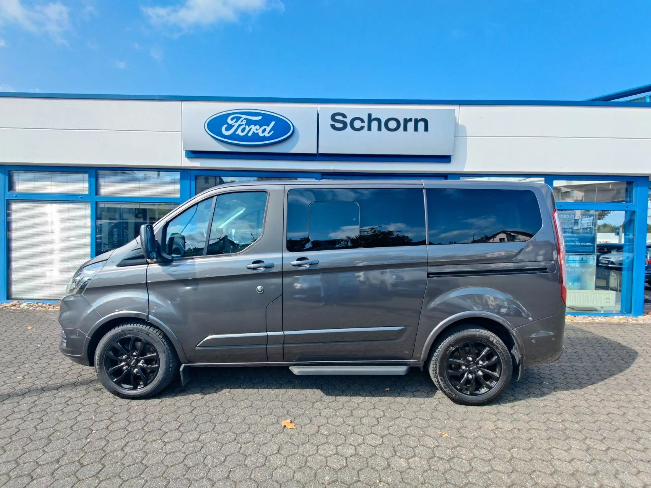 Ford - Tourneo Custom