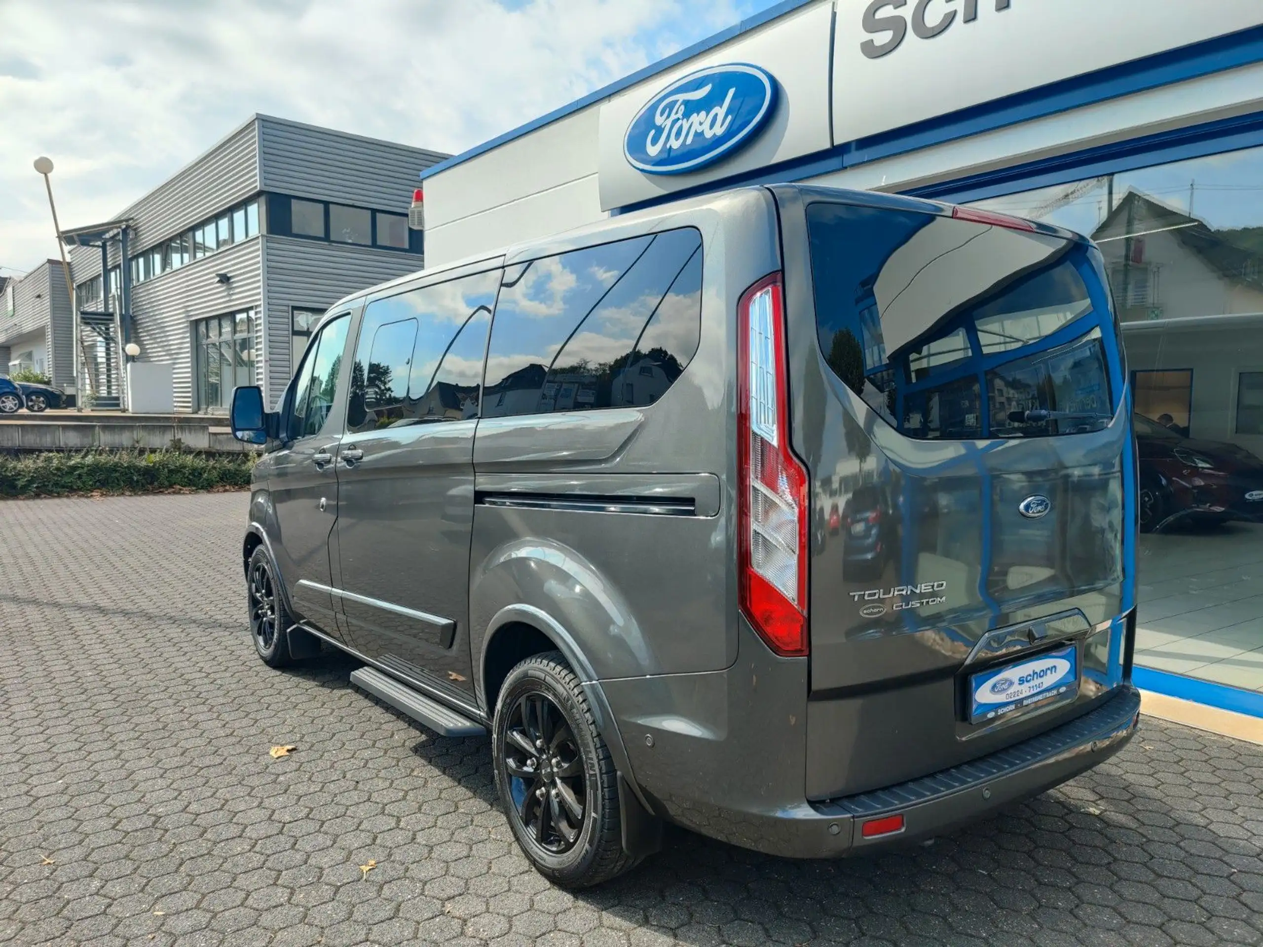 Ford - Tourneo Custom