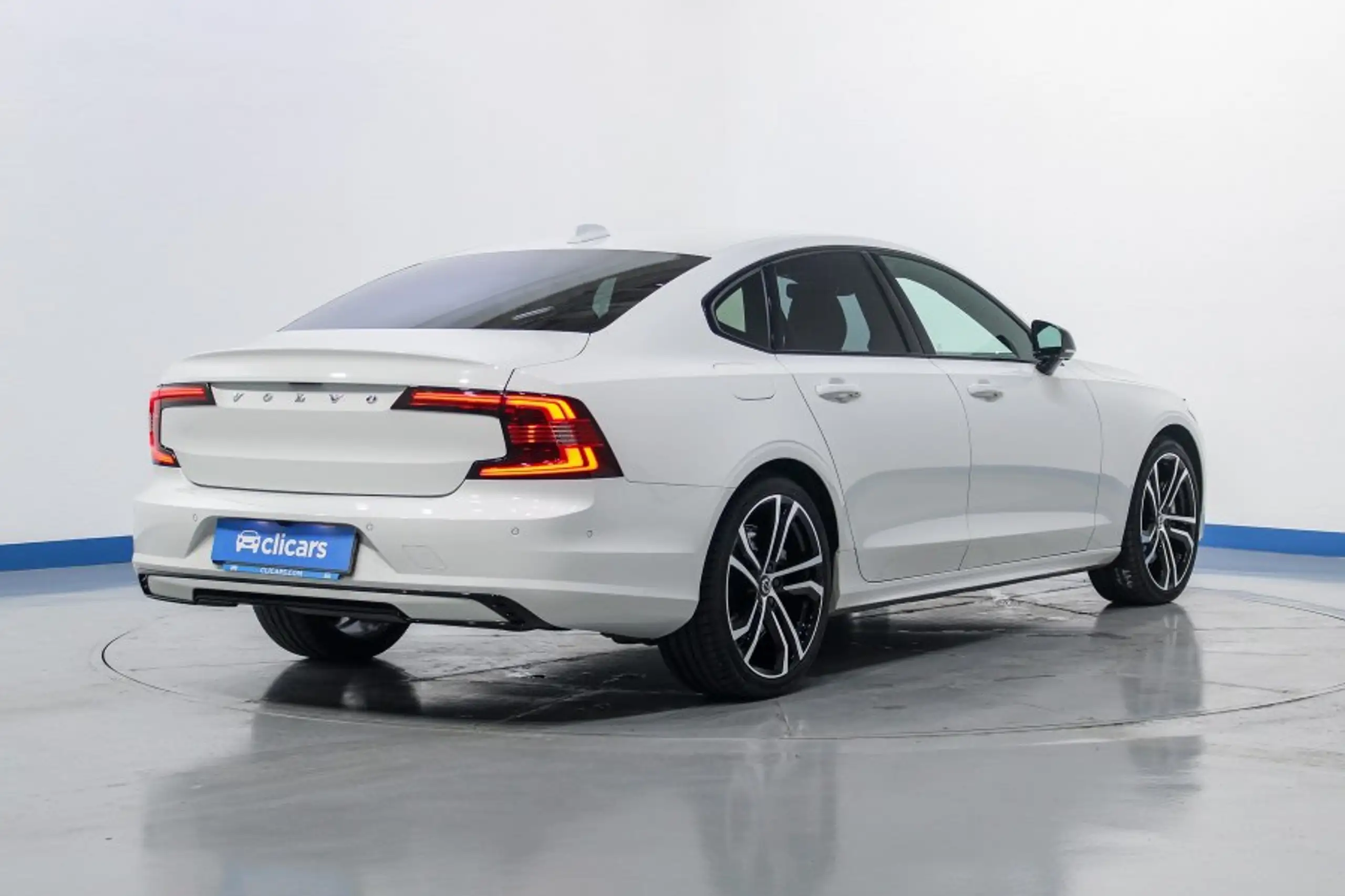 Volvo - S90