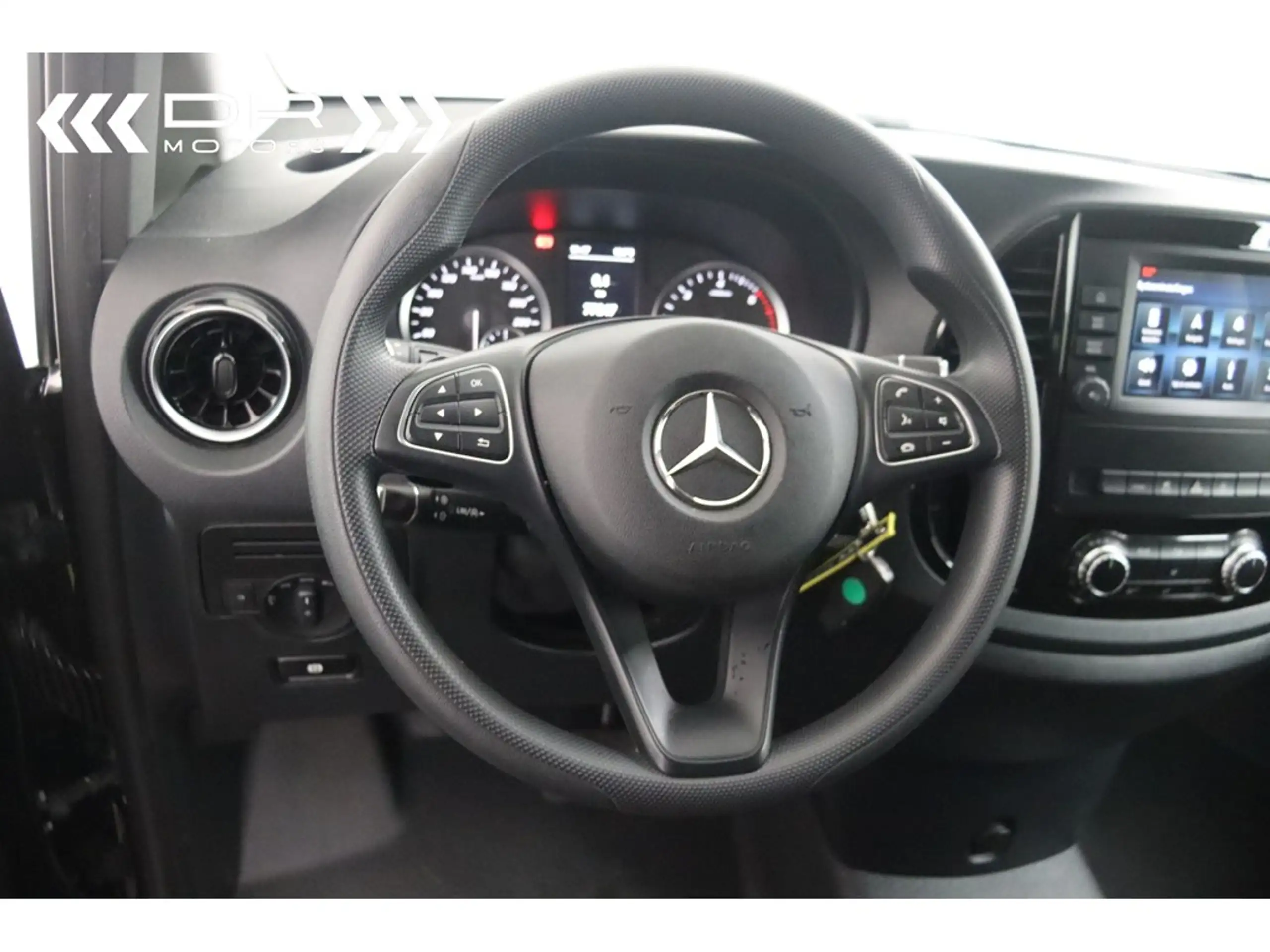 Mercedes-Benz - Vito