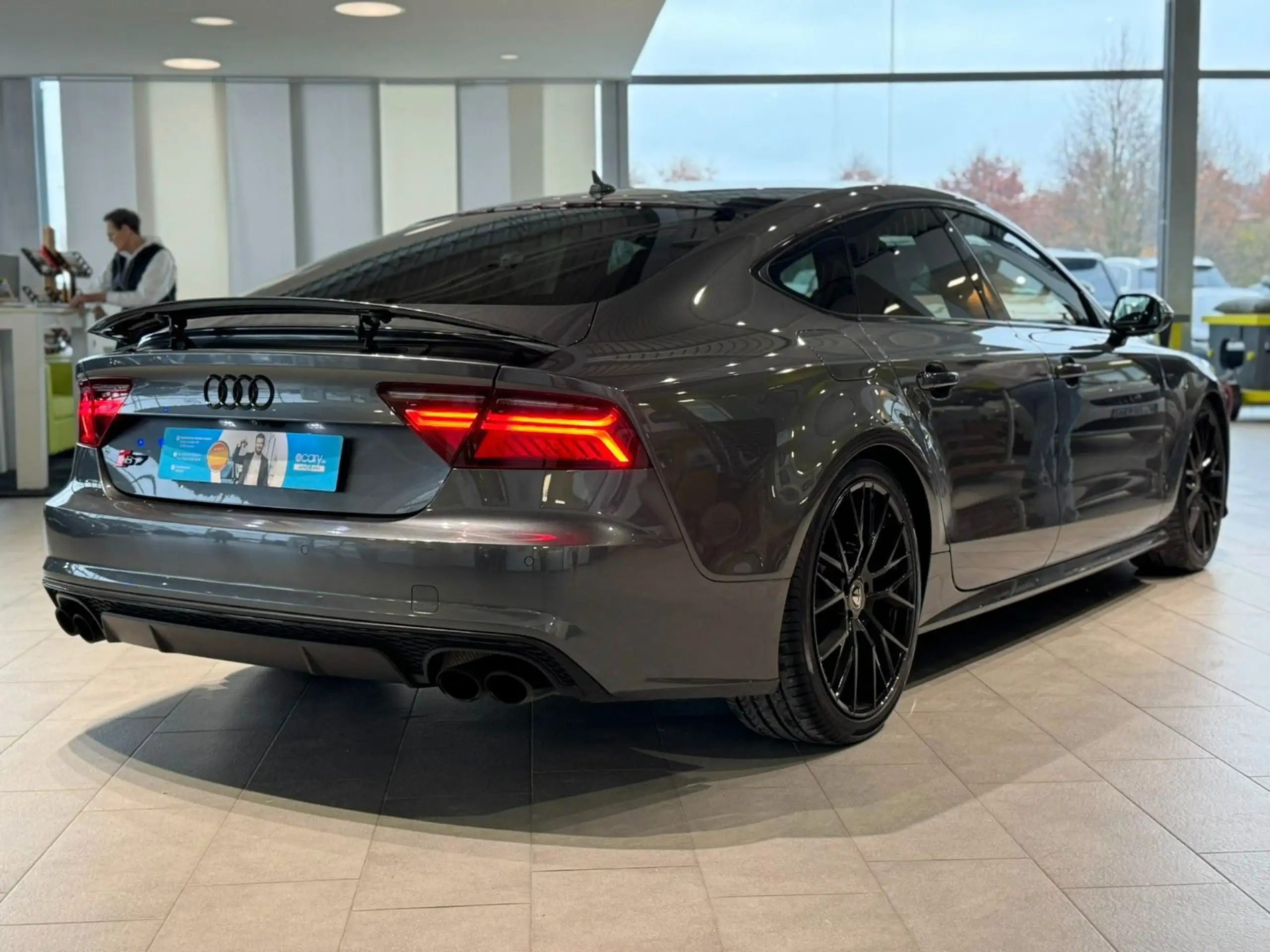 Audi - S7