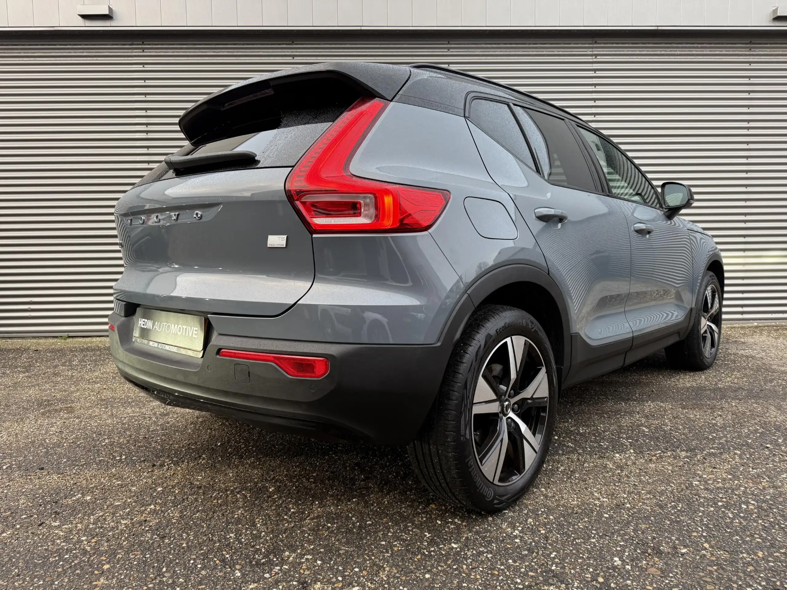 Volvo - XC40