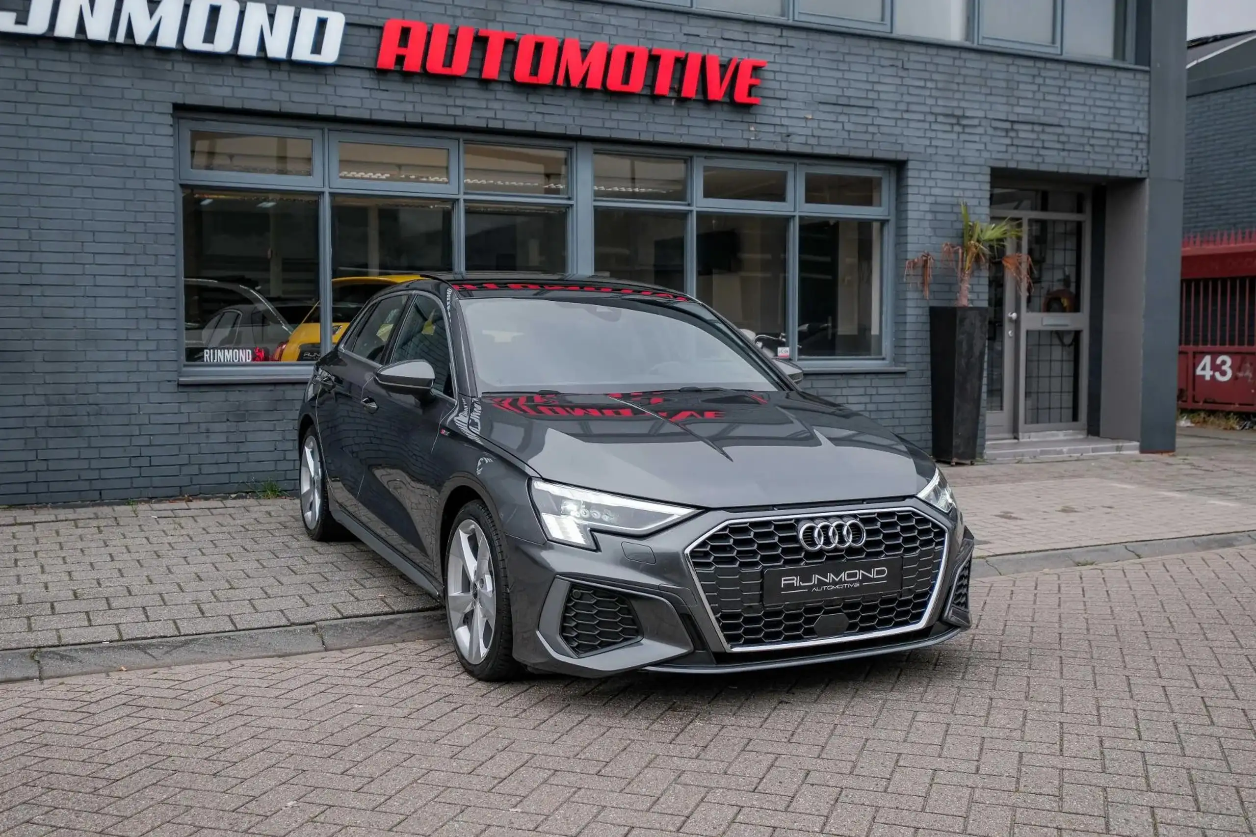 Audi - A3