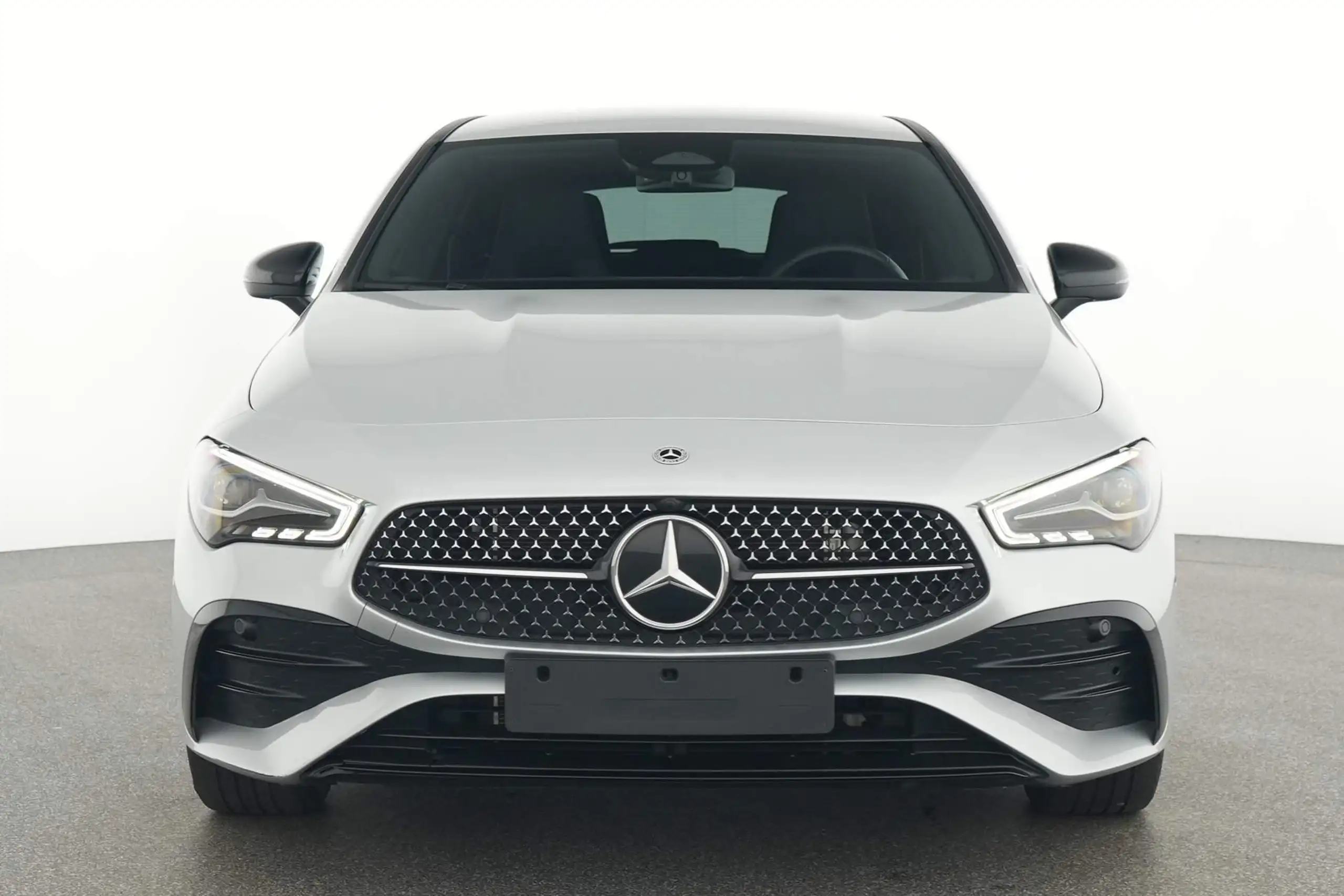 Mercedes-Benz - CLA 250