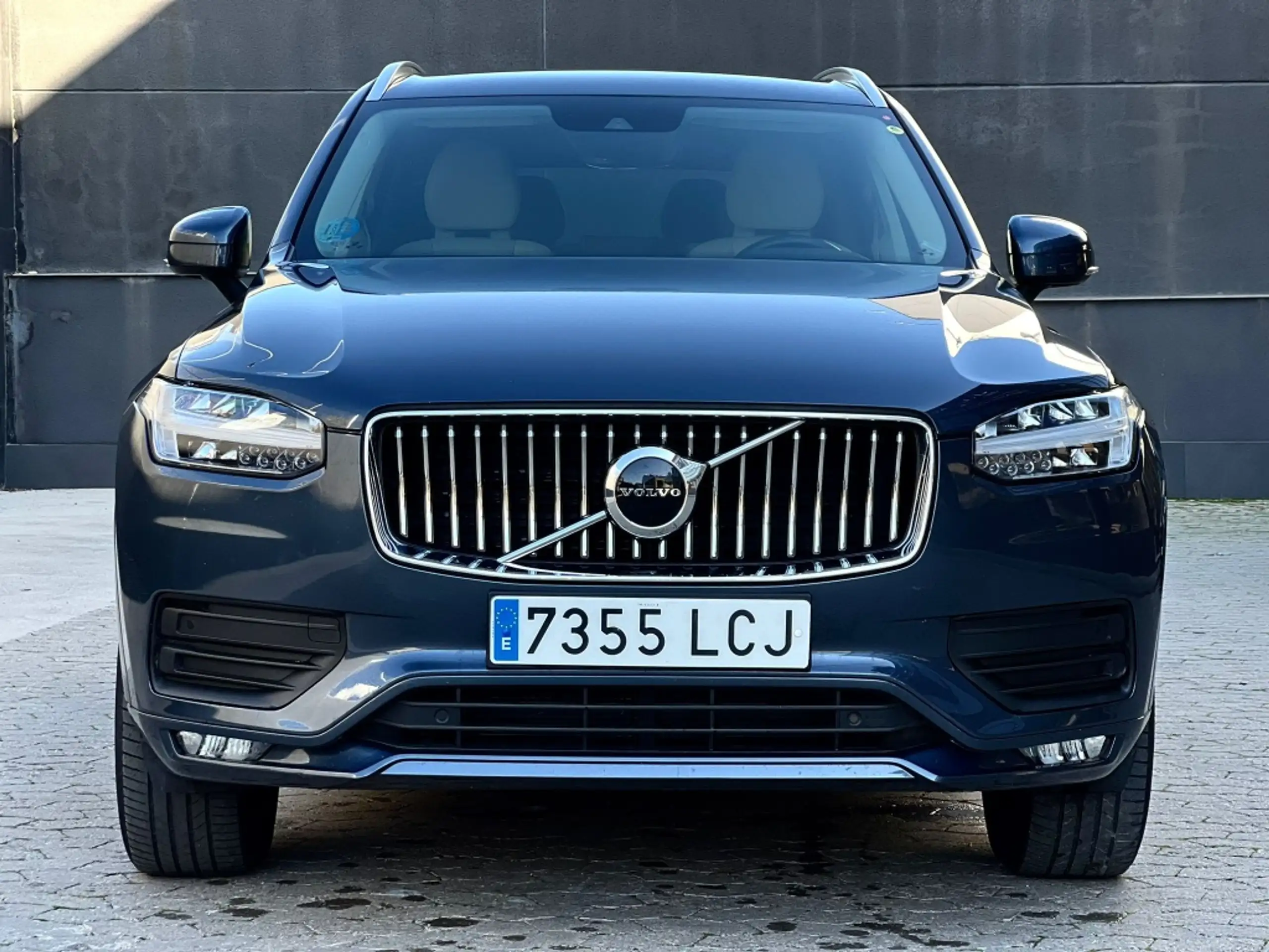 Volvo - XC90