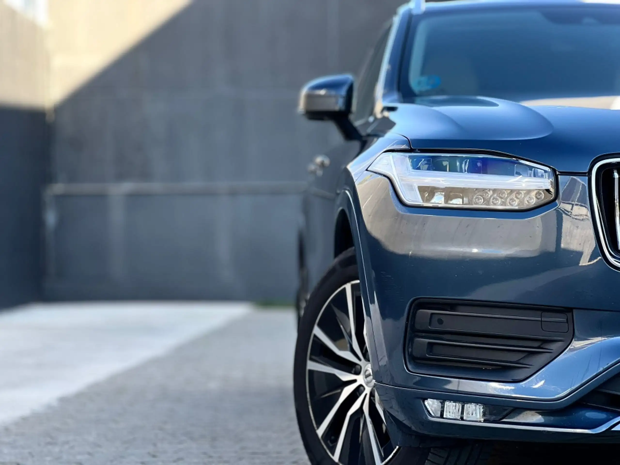 Volvo - XC90