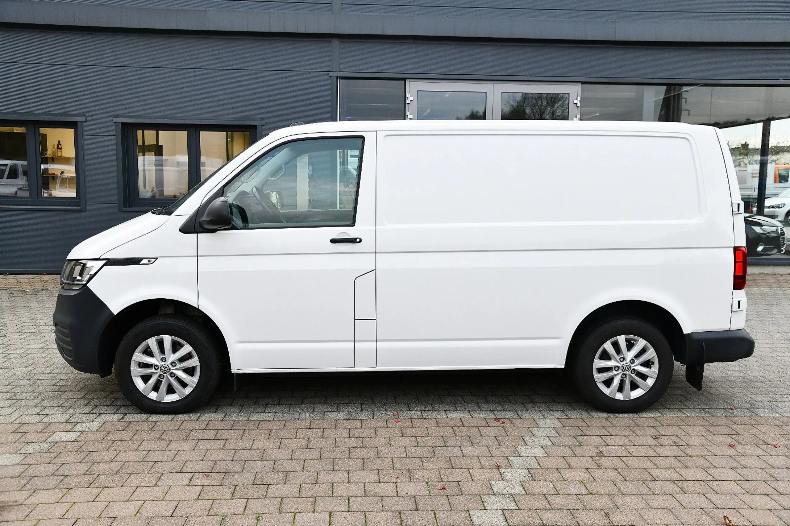 Volkswagen - T6 Transporter