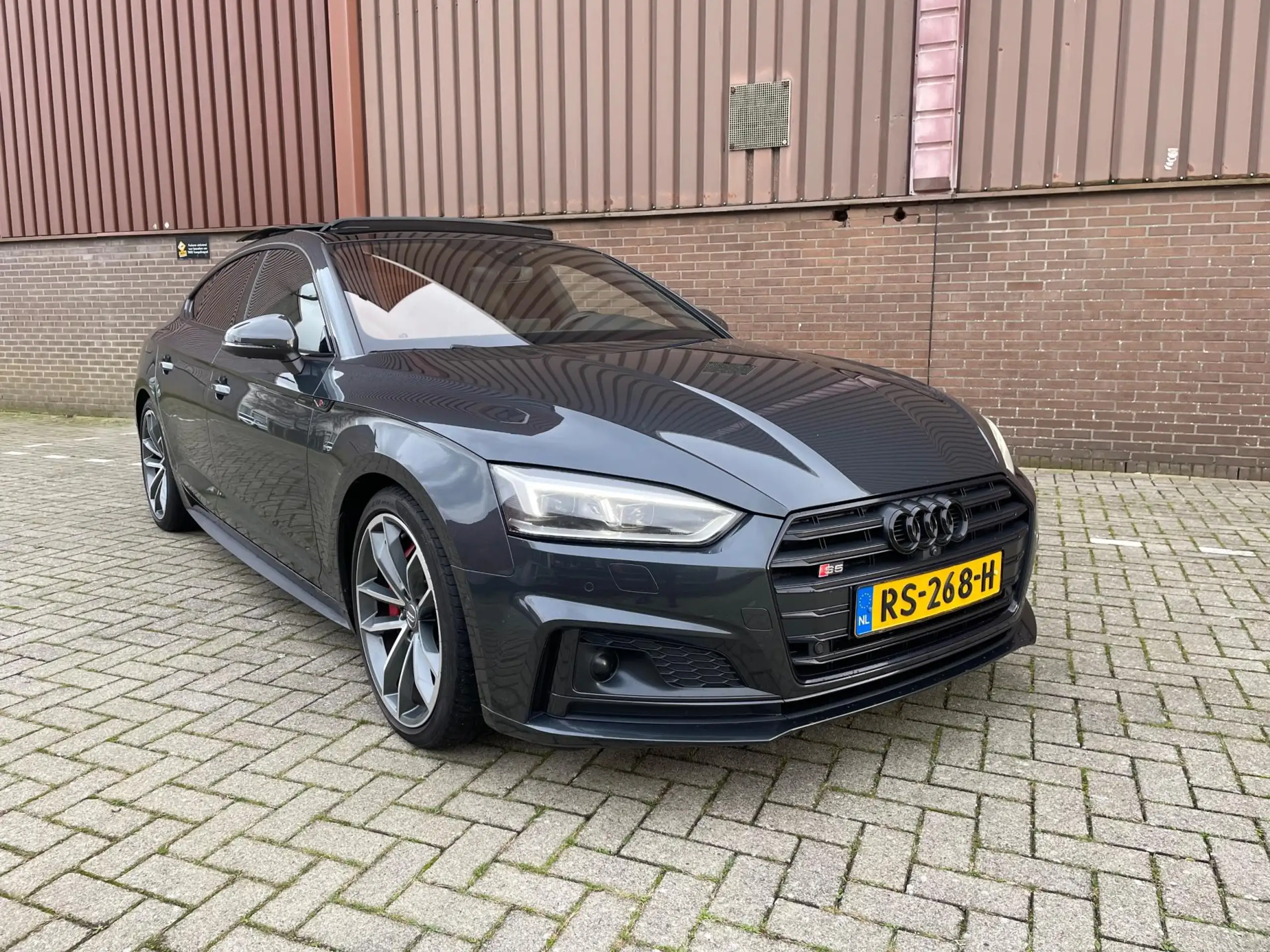 Audi - S5