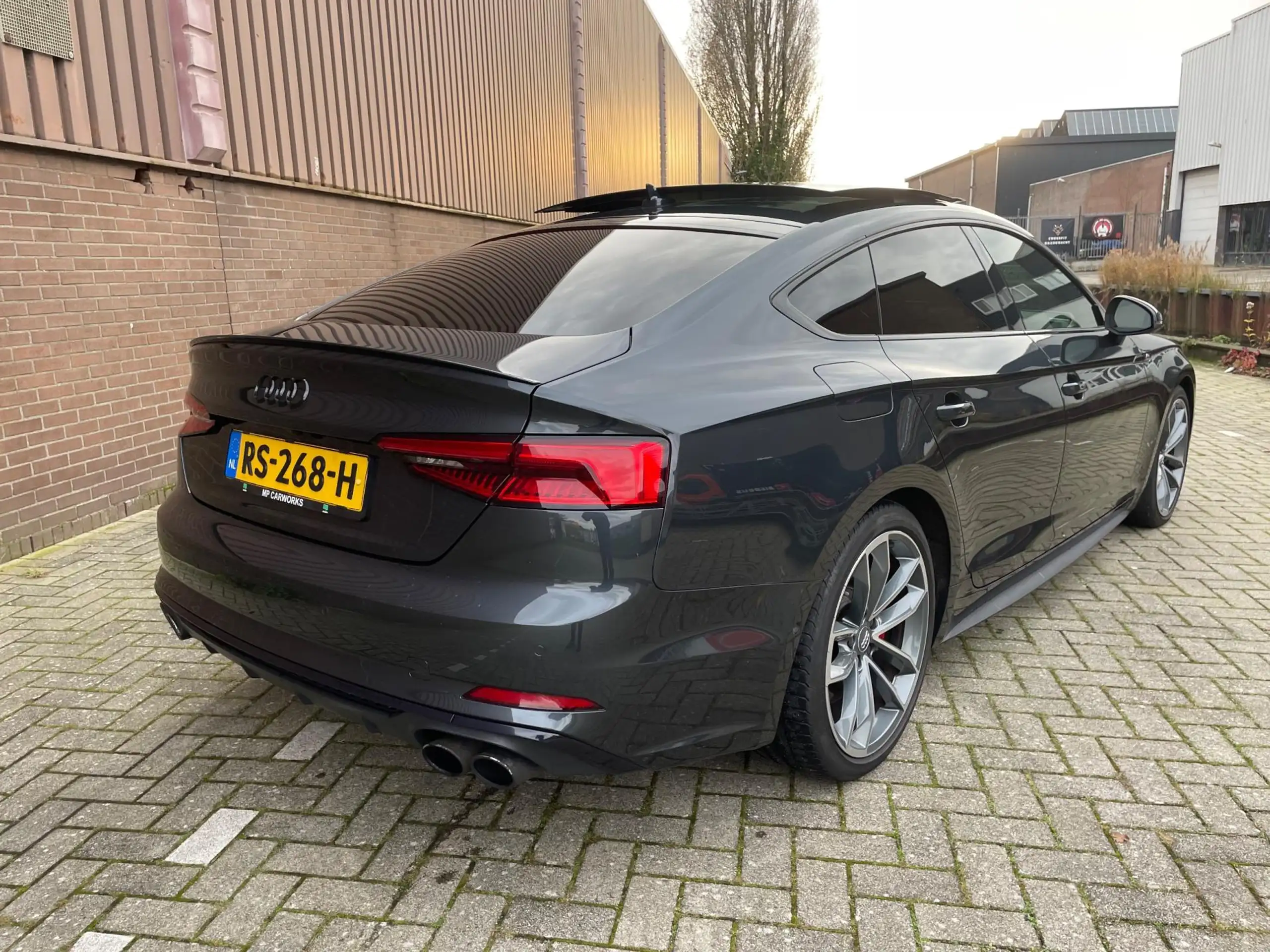 Audi - S5