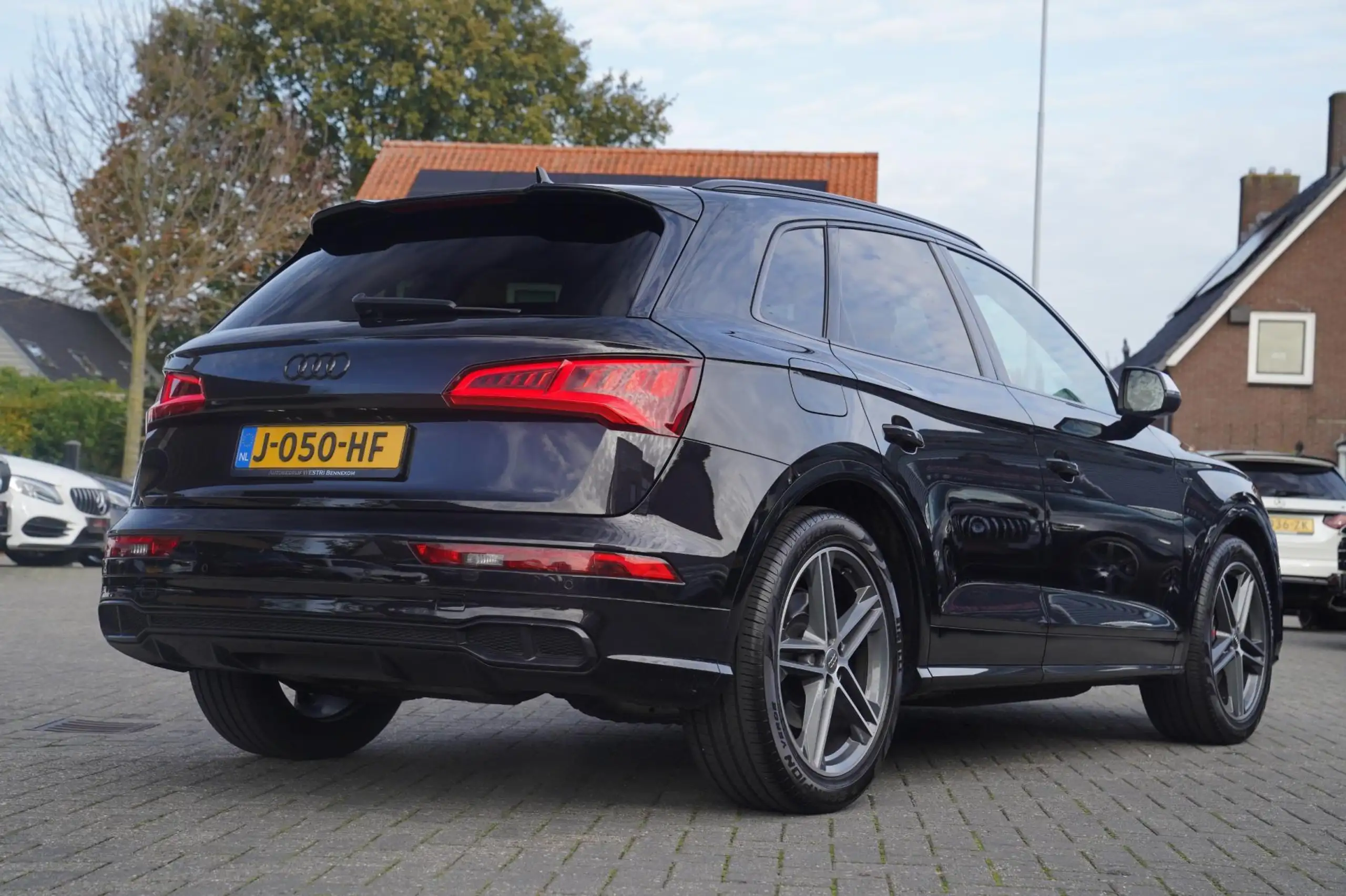 Audi - SQ5