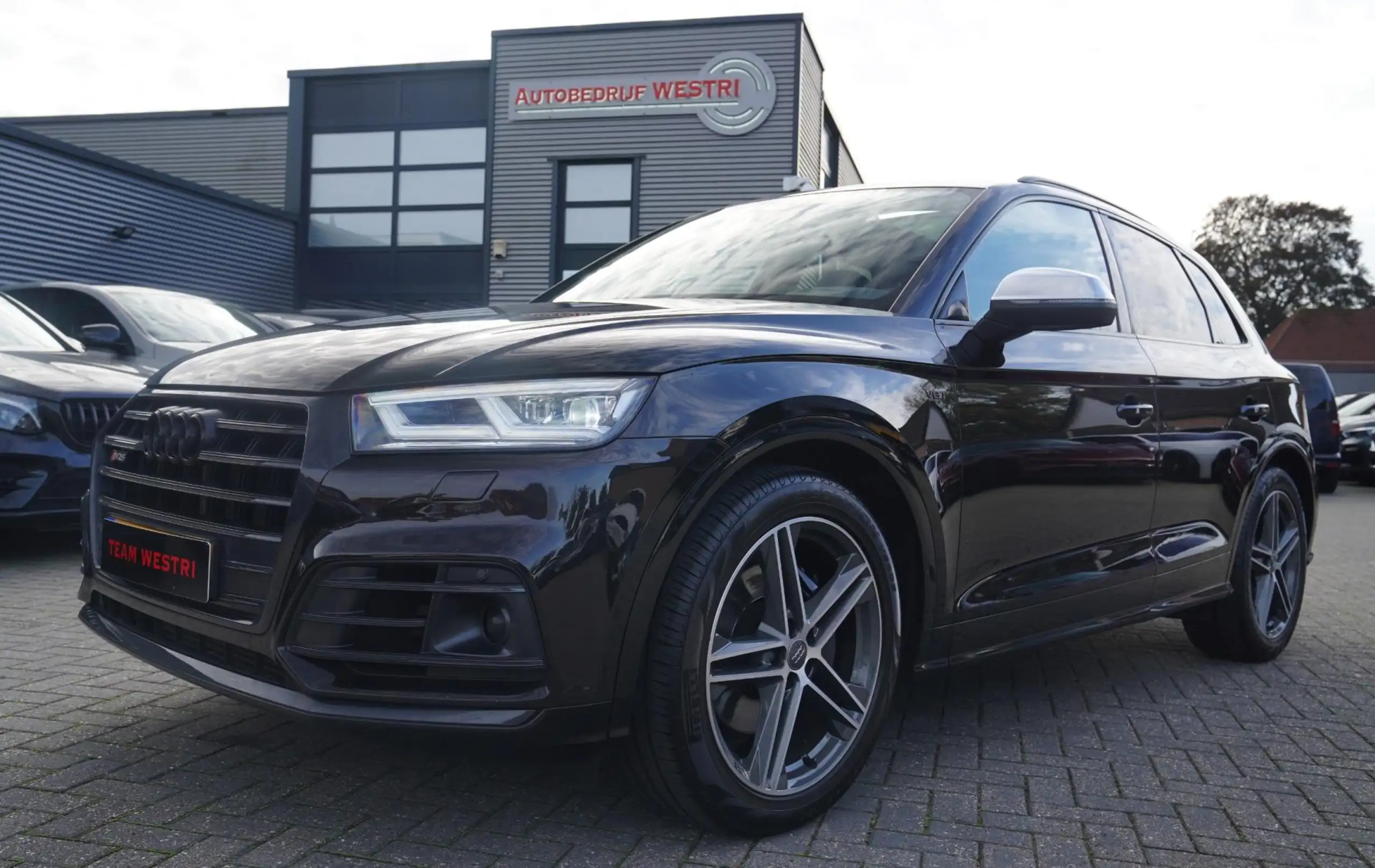 Audi - SQ5