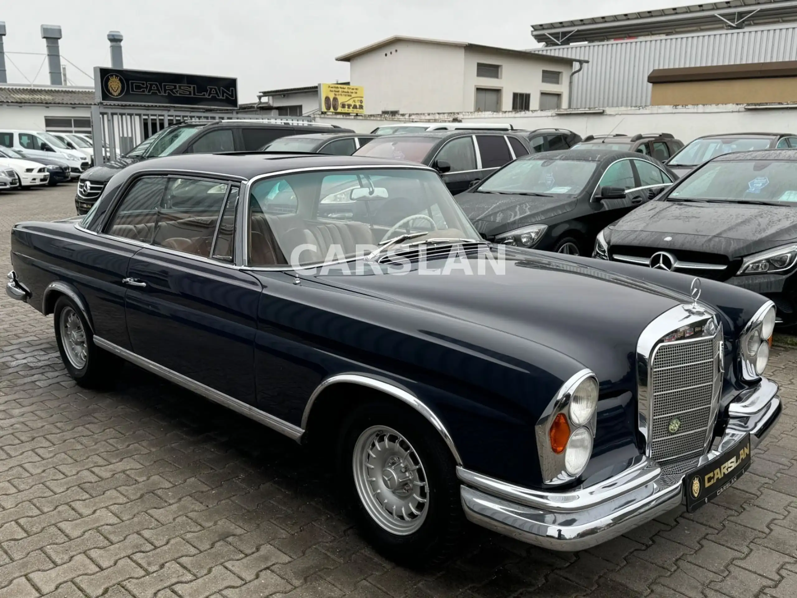 Mercedes-Benz - 250