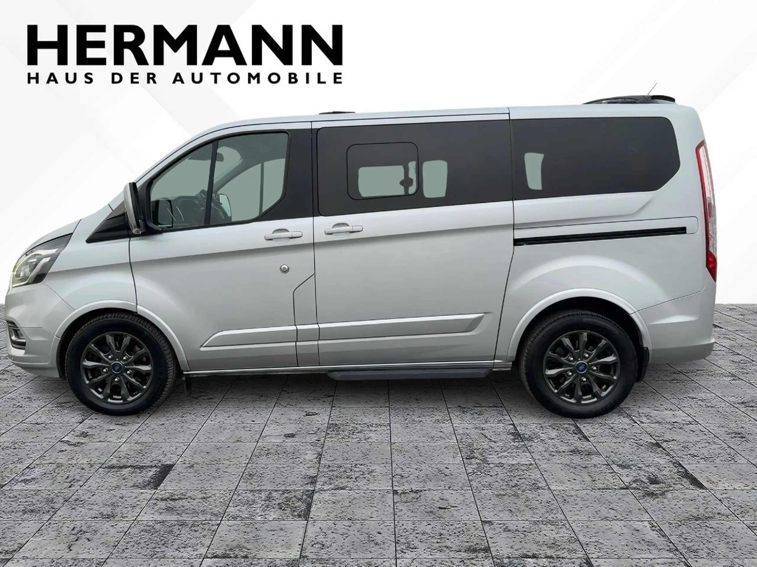 Ford - Tourneo Custom