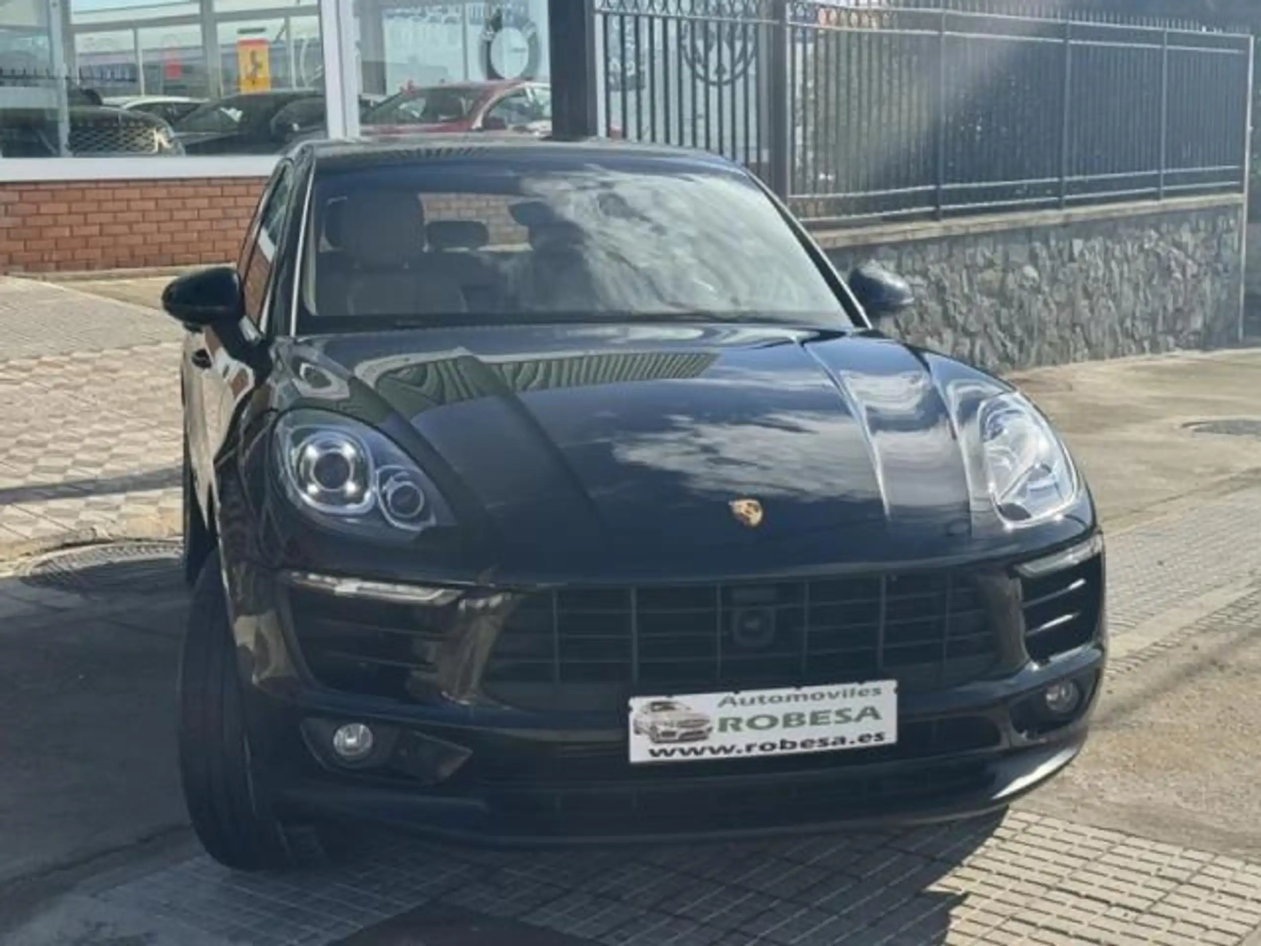 Porsche - Macan