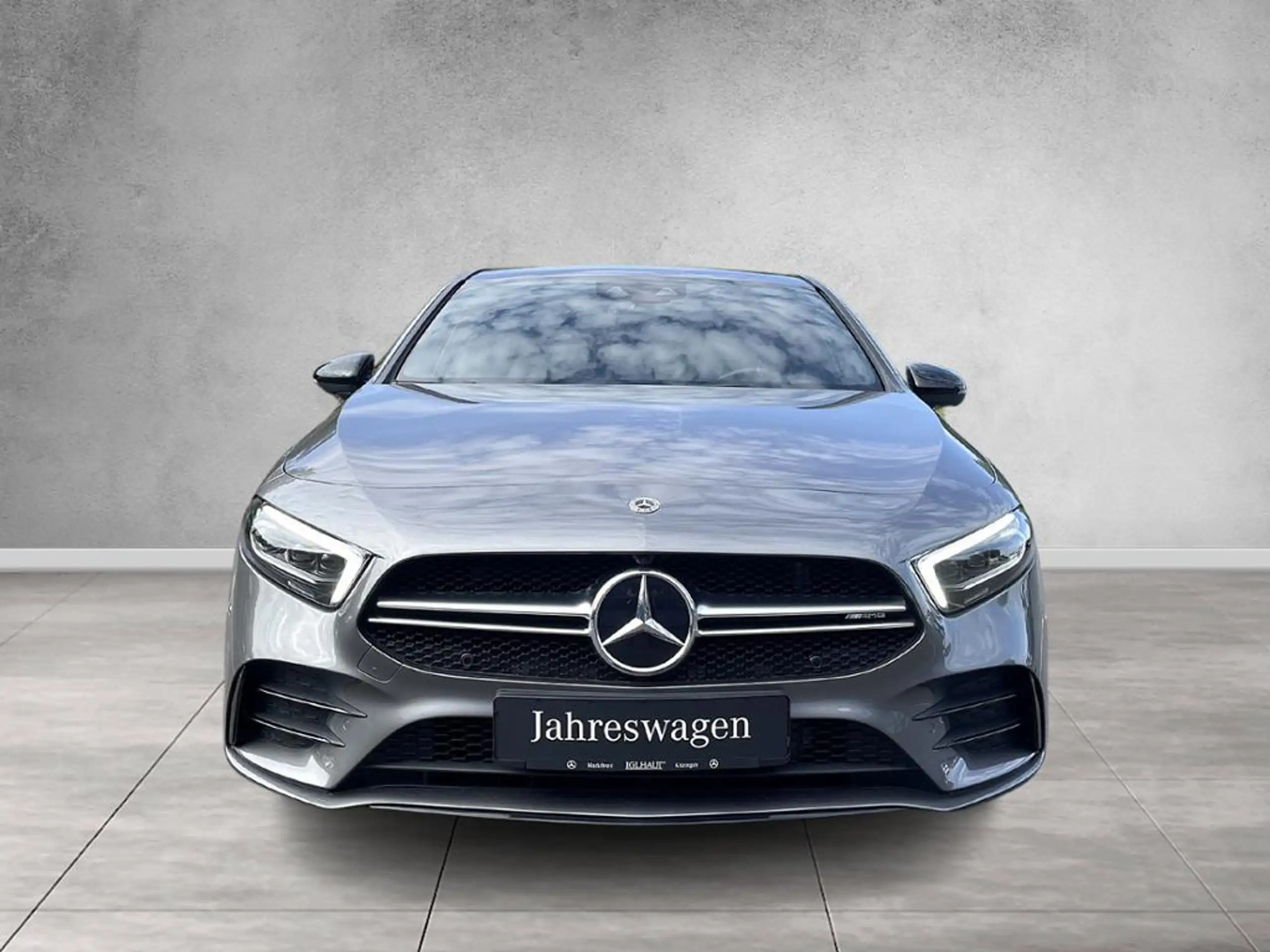 Mercedes-Benz - A 35 AMG