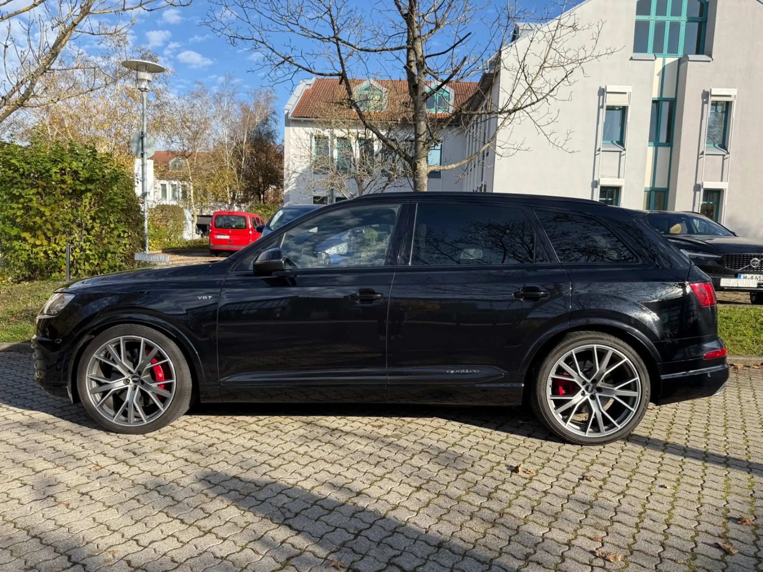 Audi - SQ7