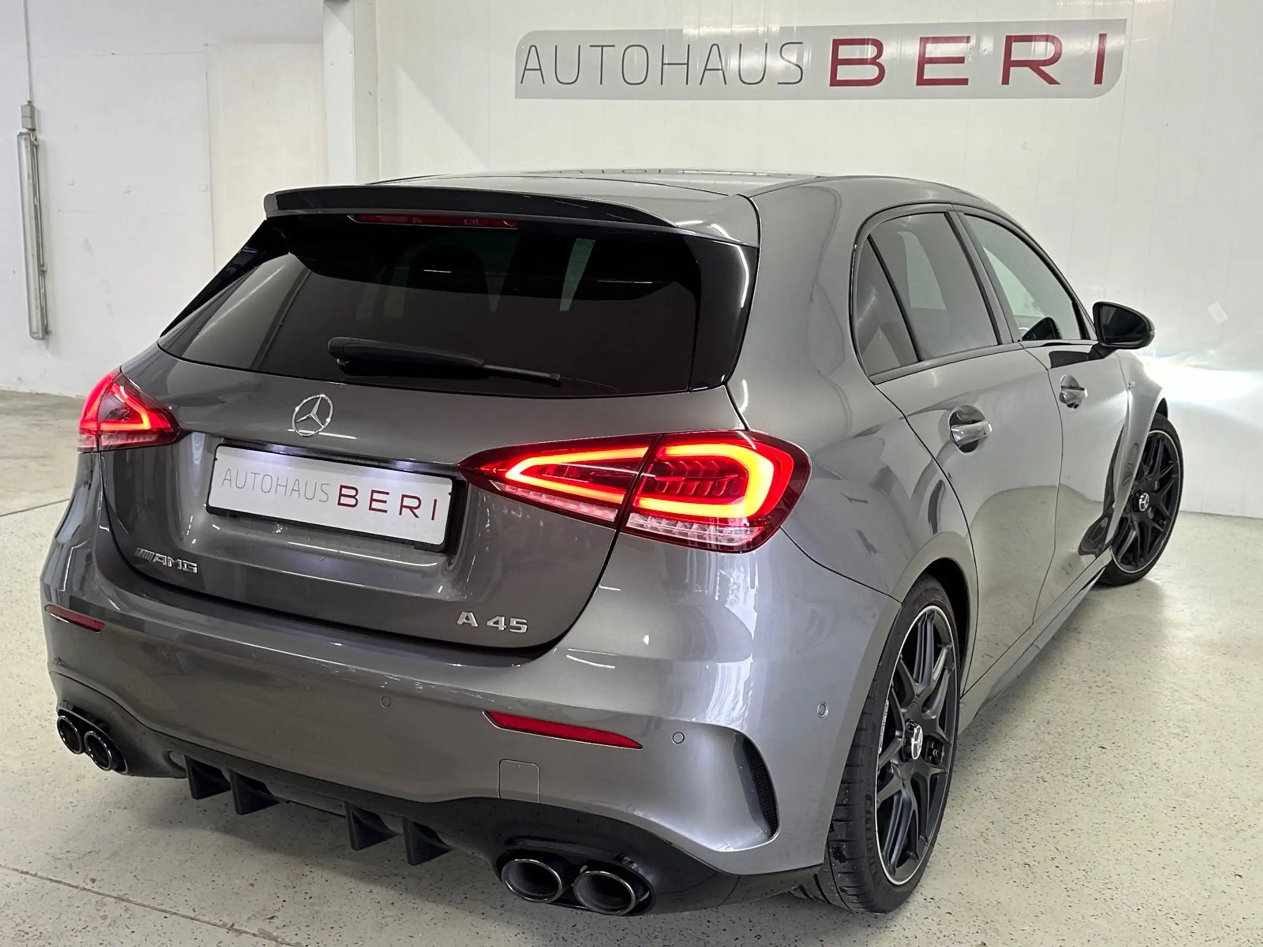 Mercedes-Benz - A 45 AMG