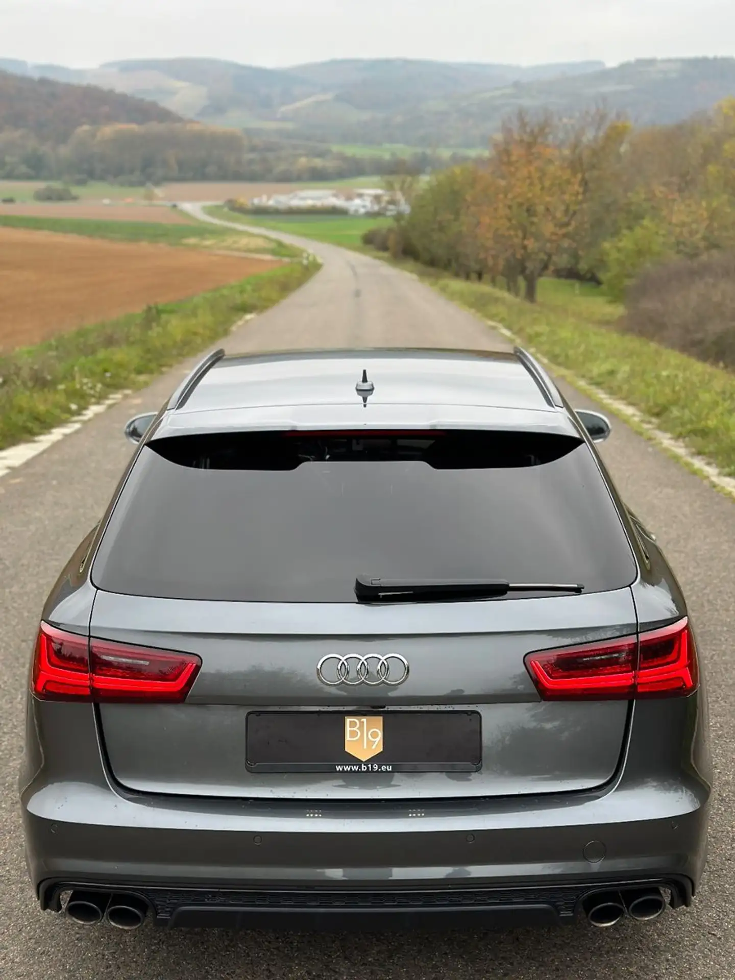 Audi - S6