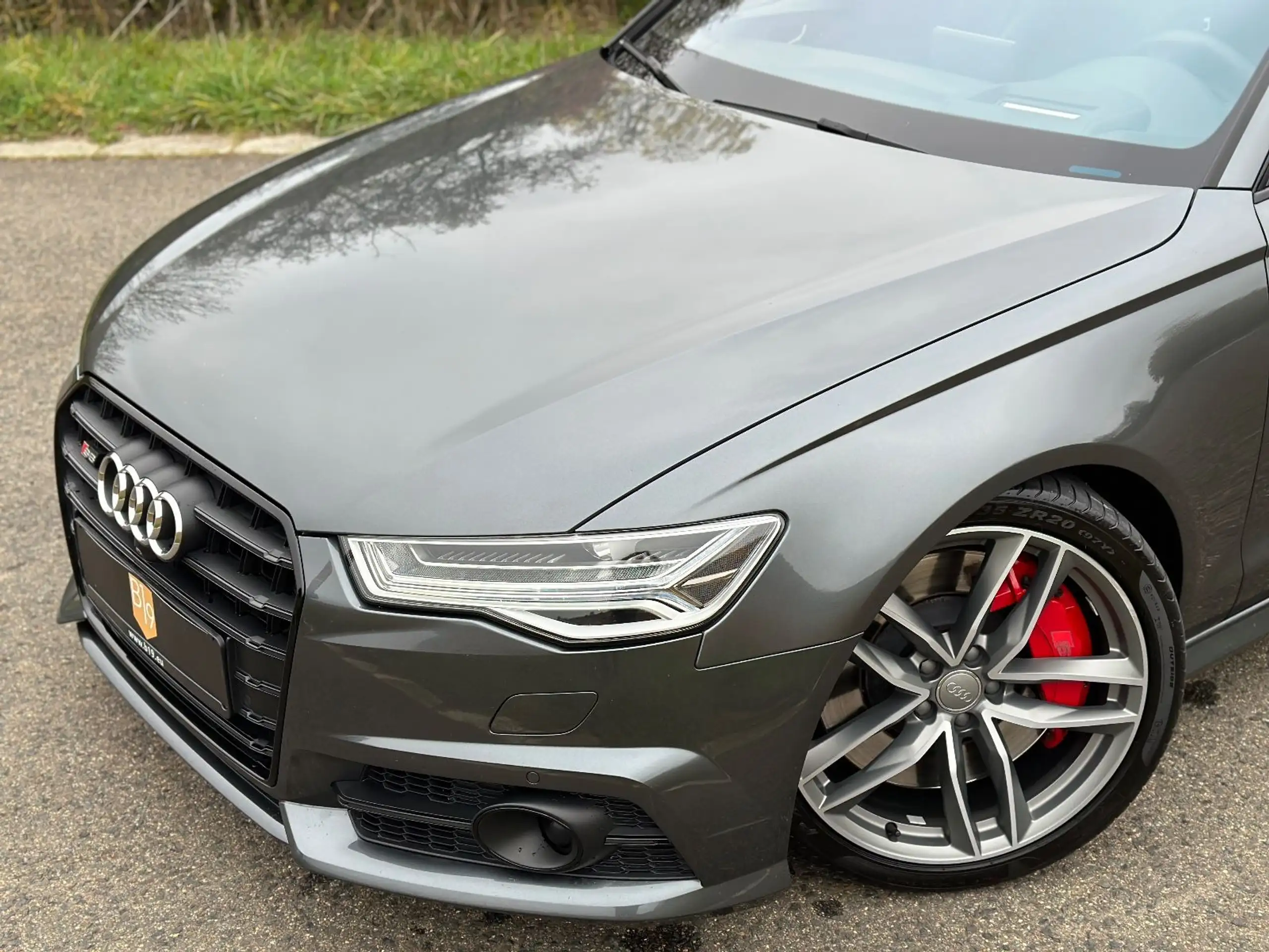 Audi - S6