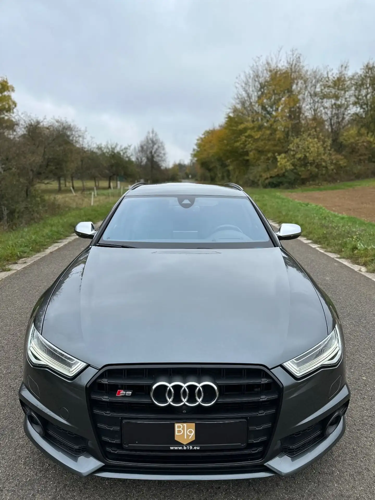 Audi - S6