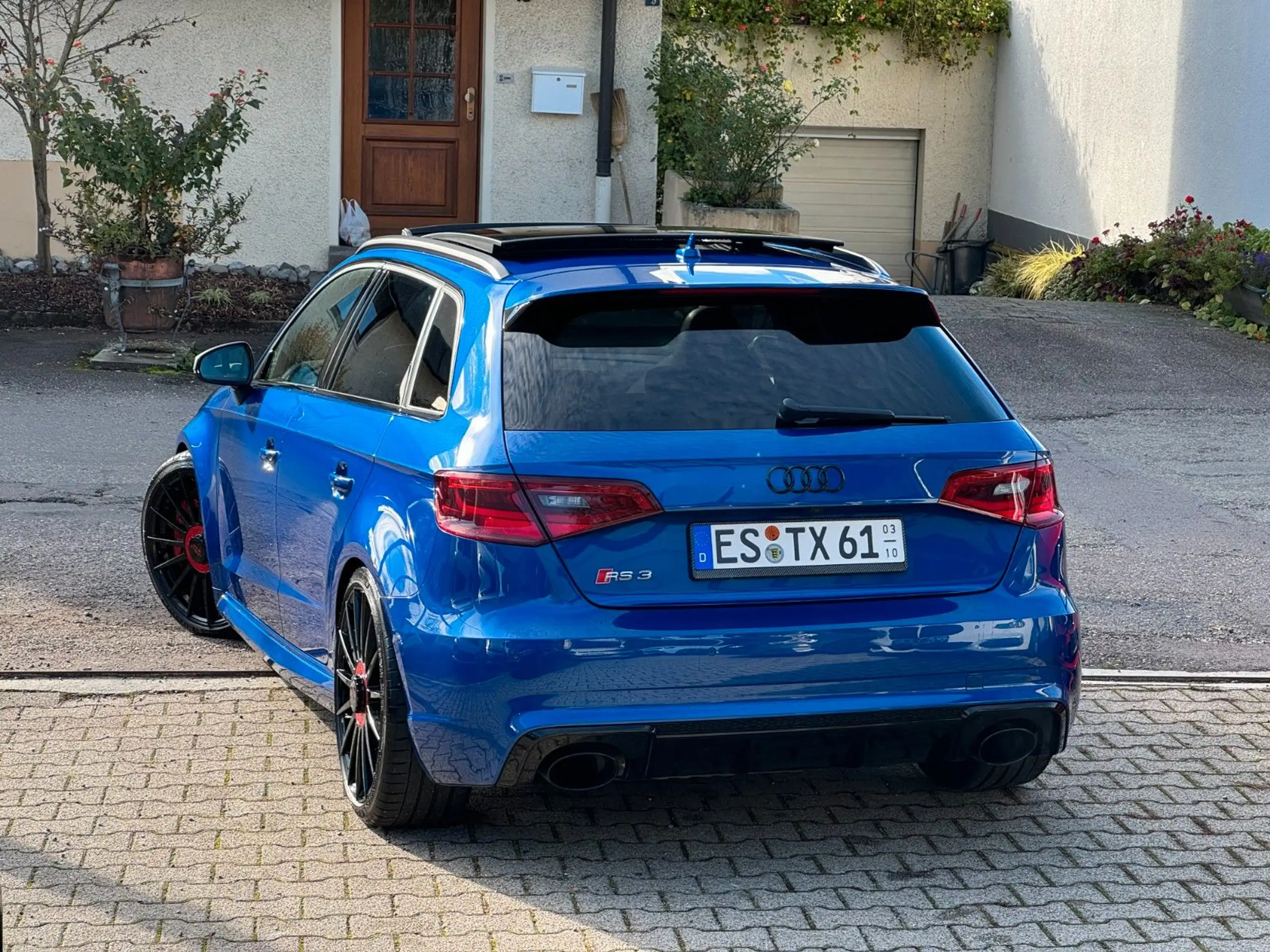 Audi - RS3