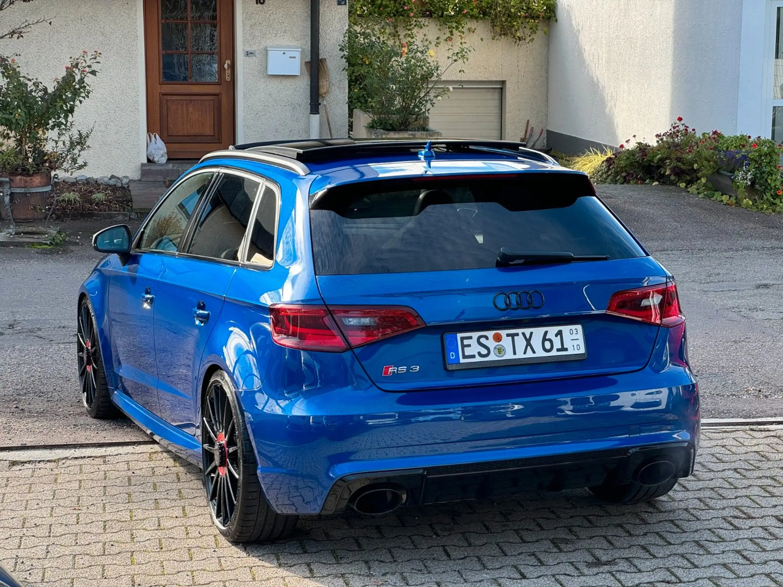 Audi - RS3