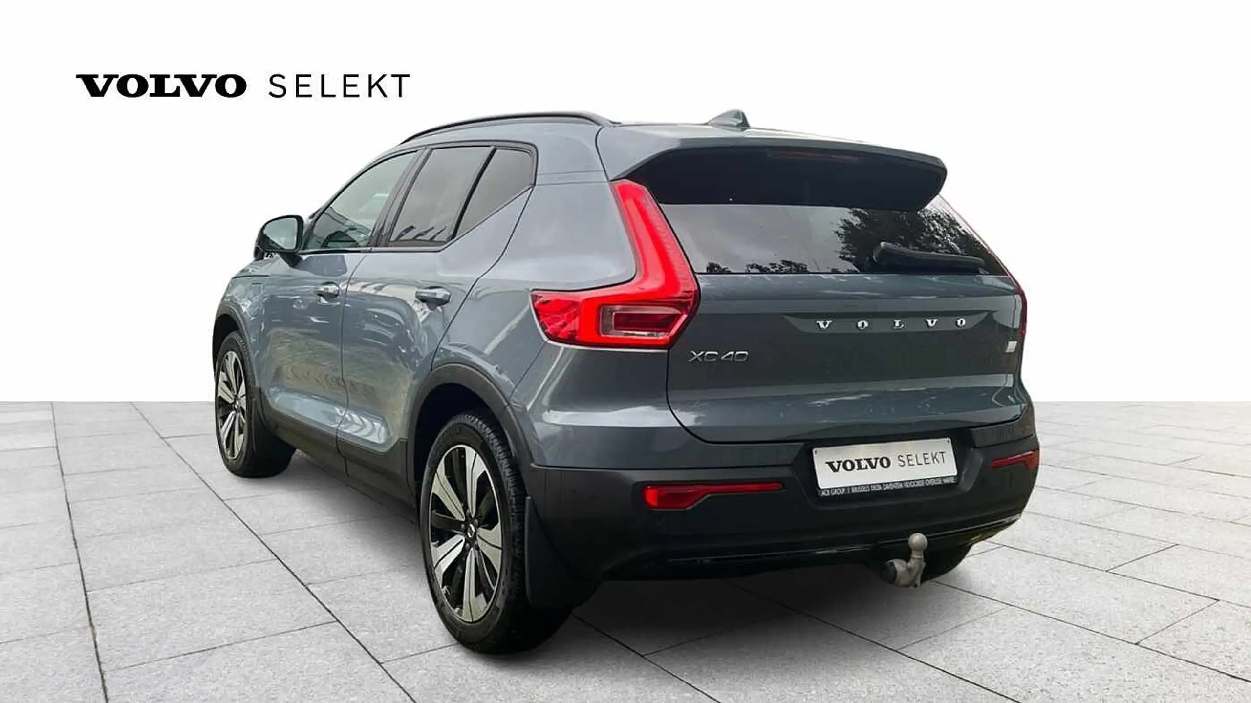 Volvo - XC40