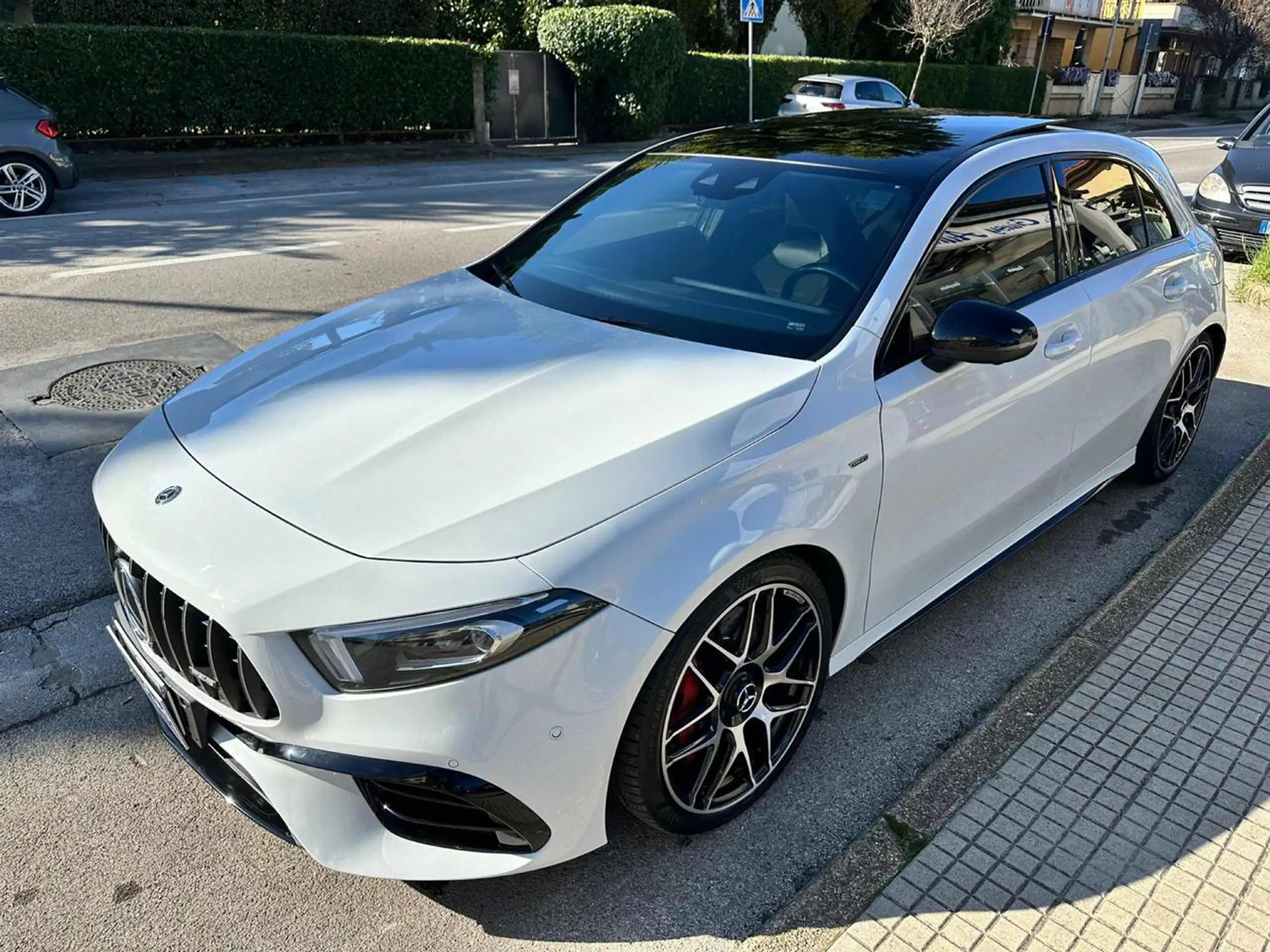 Mercedes-Benz - A 45 AMG