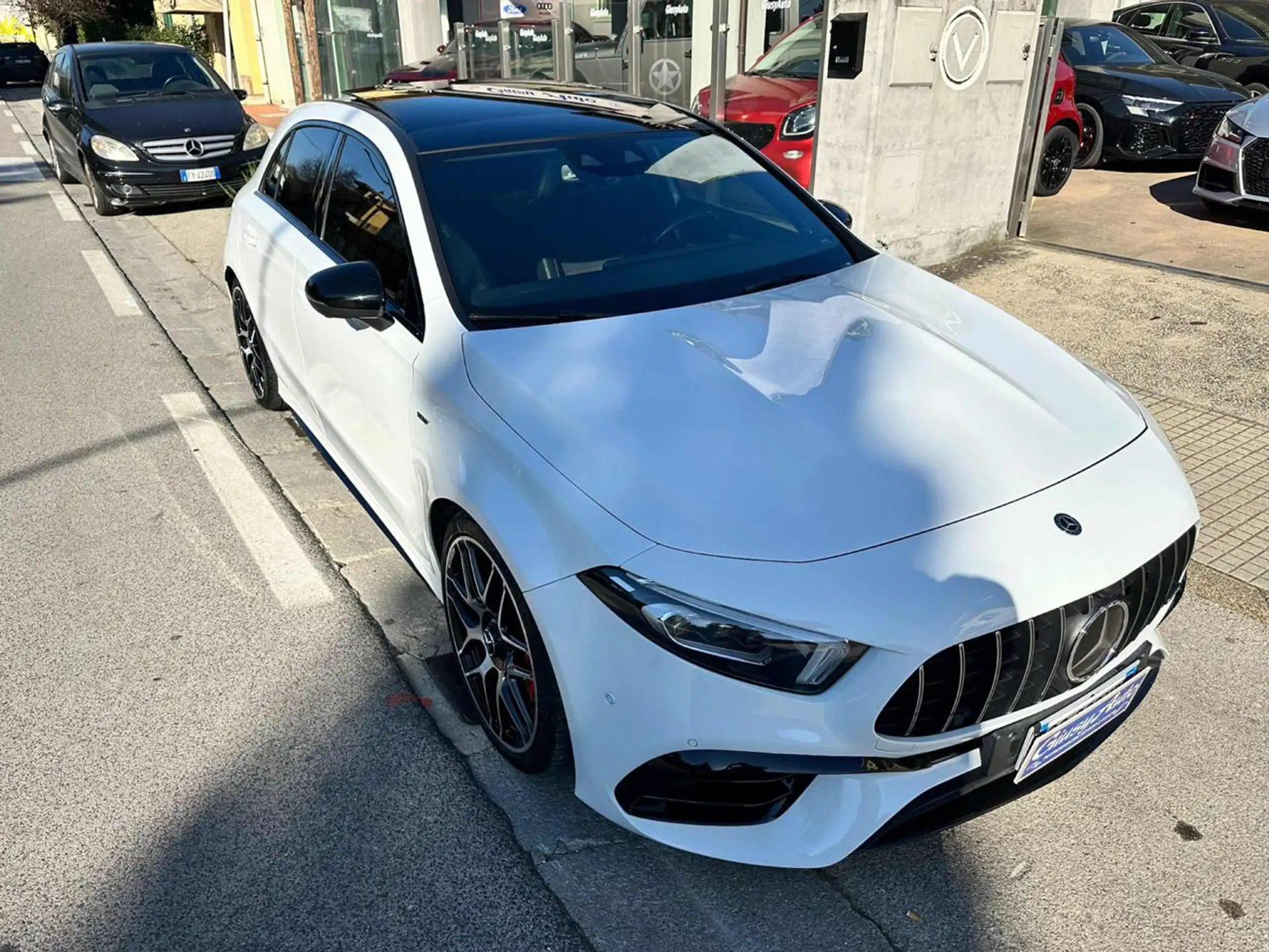 Mercedes-Benz - A 45 AMG