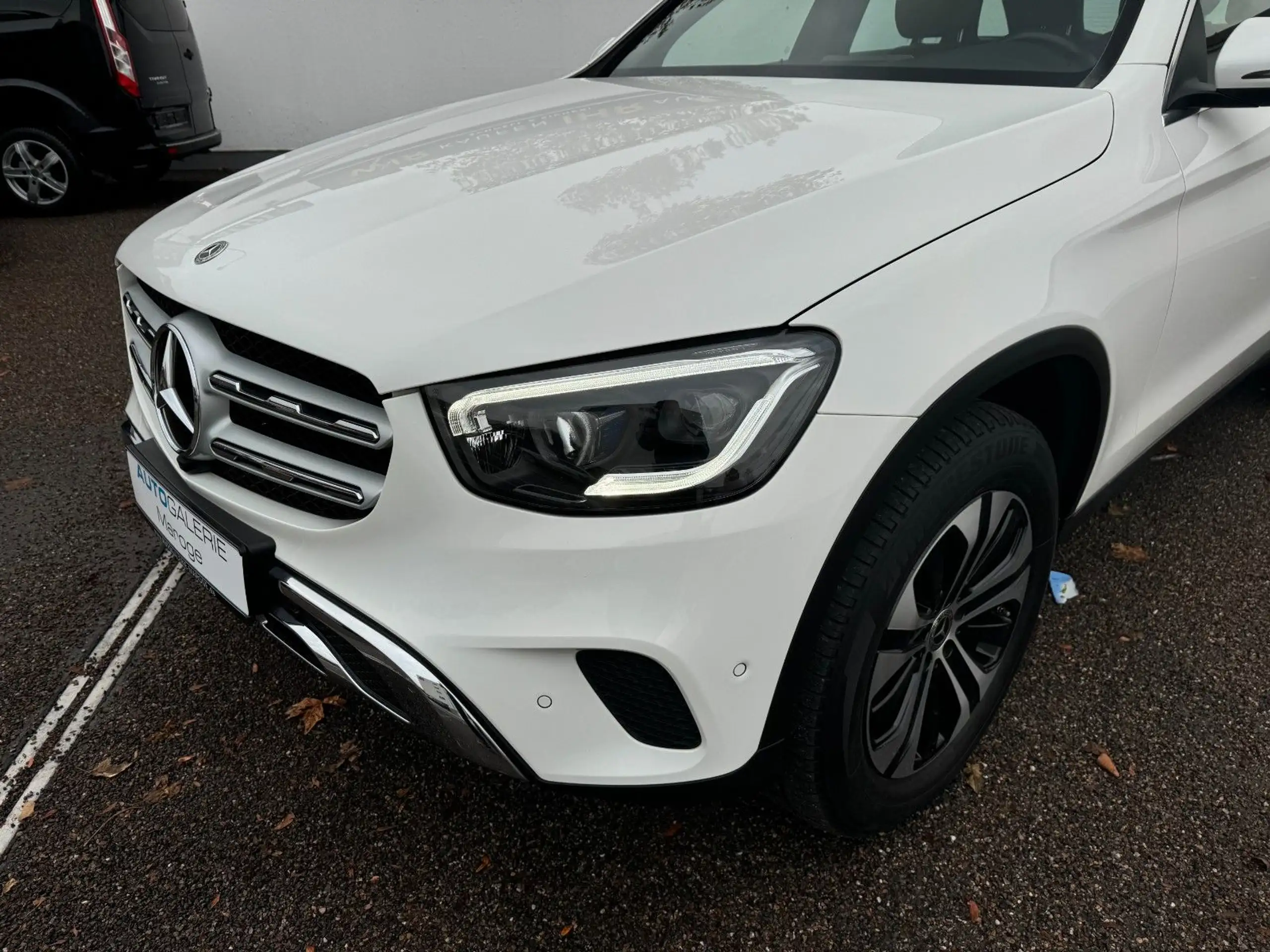 Mercedes-Benz - GLC 220