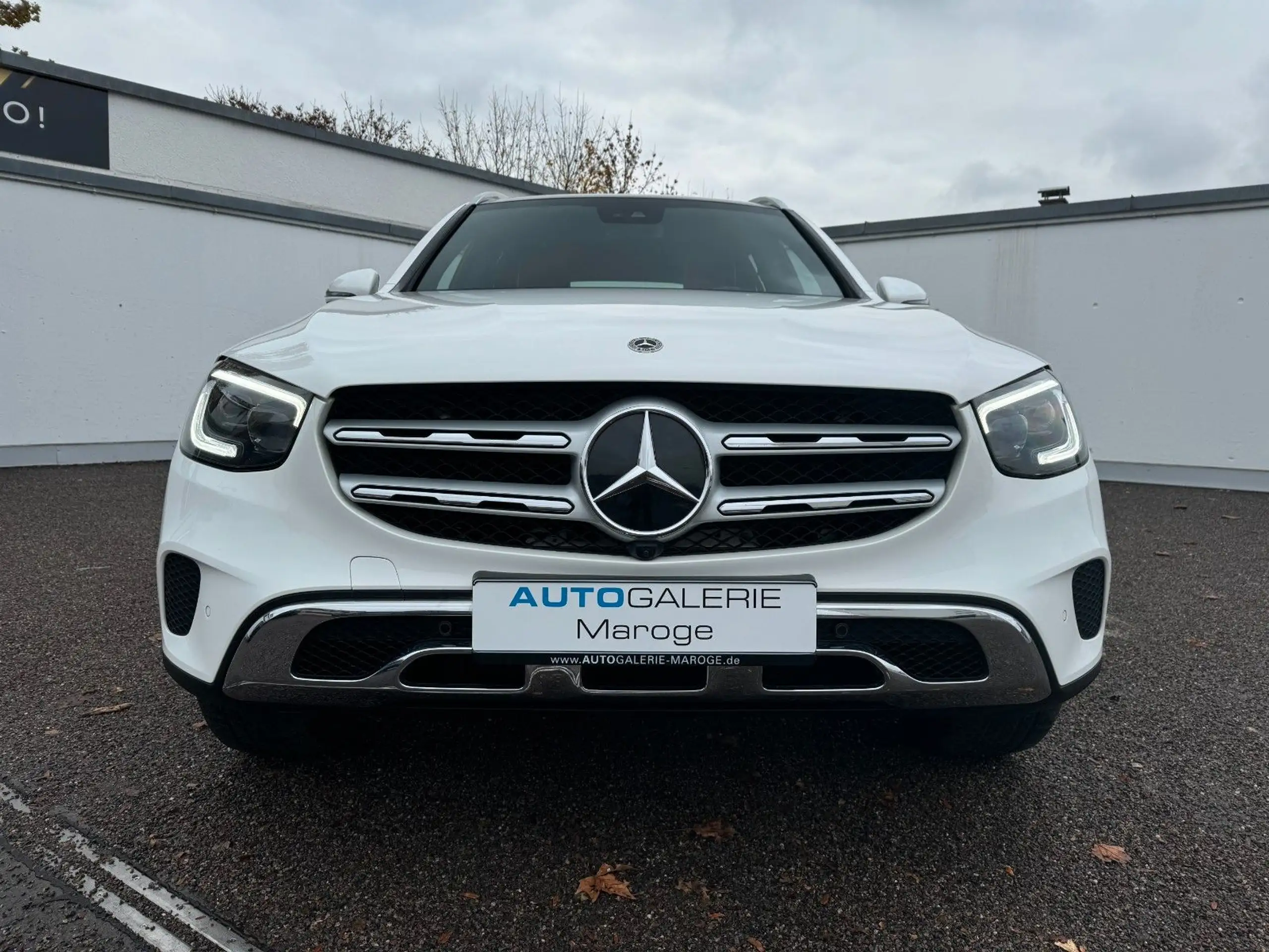 Mercedes-Benz - GLC 220