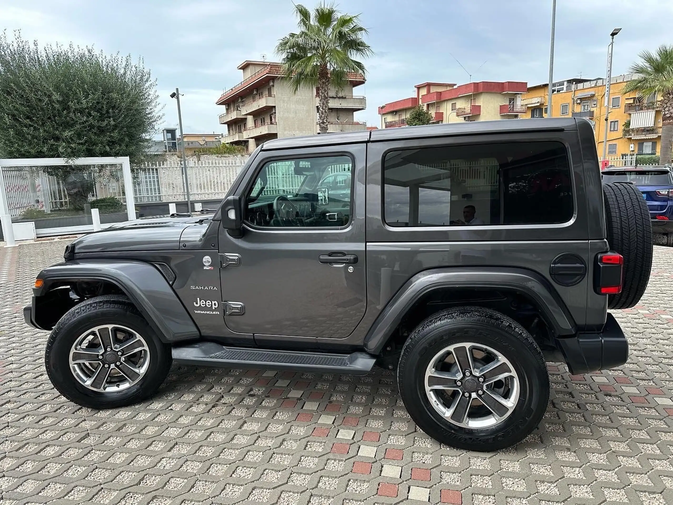 Jeep - Wrangler