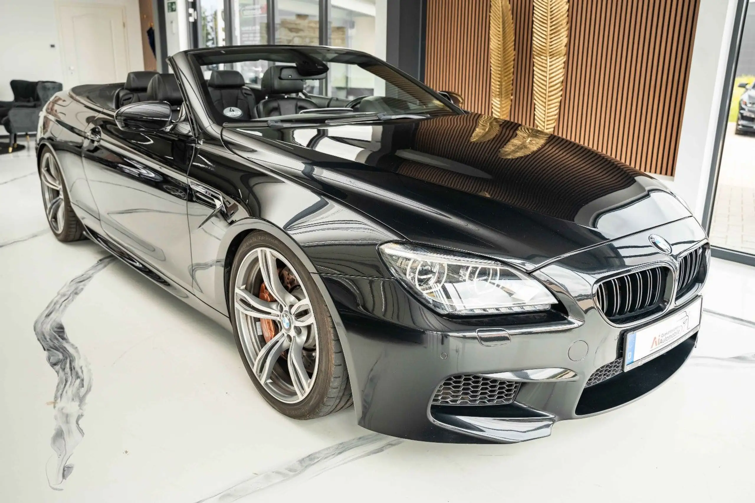 BMW - M6