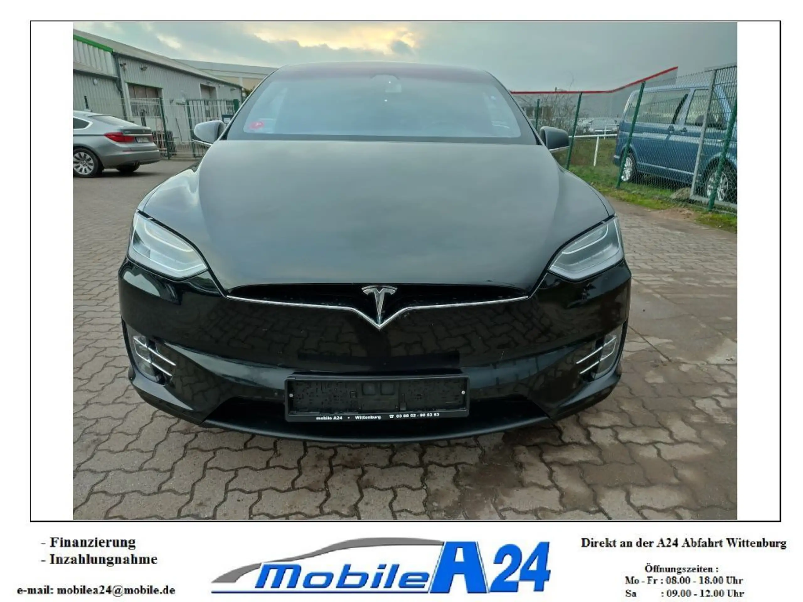 Tesla - Model X