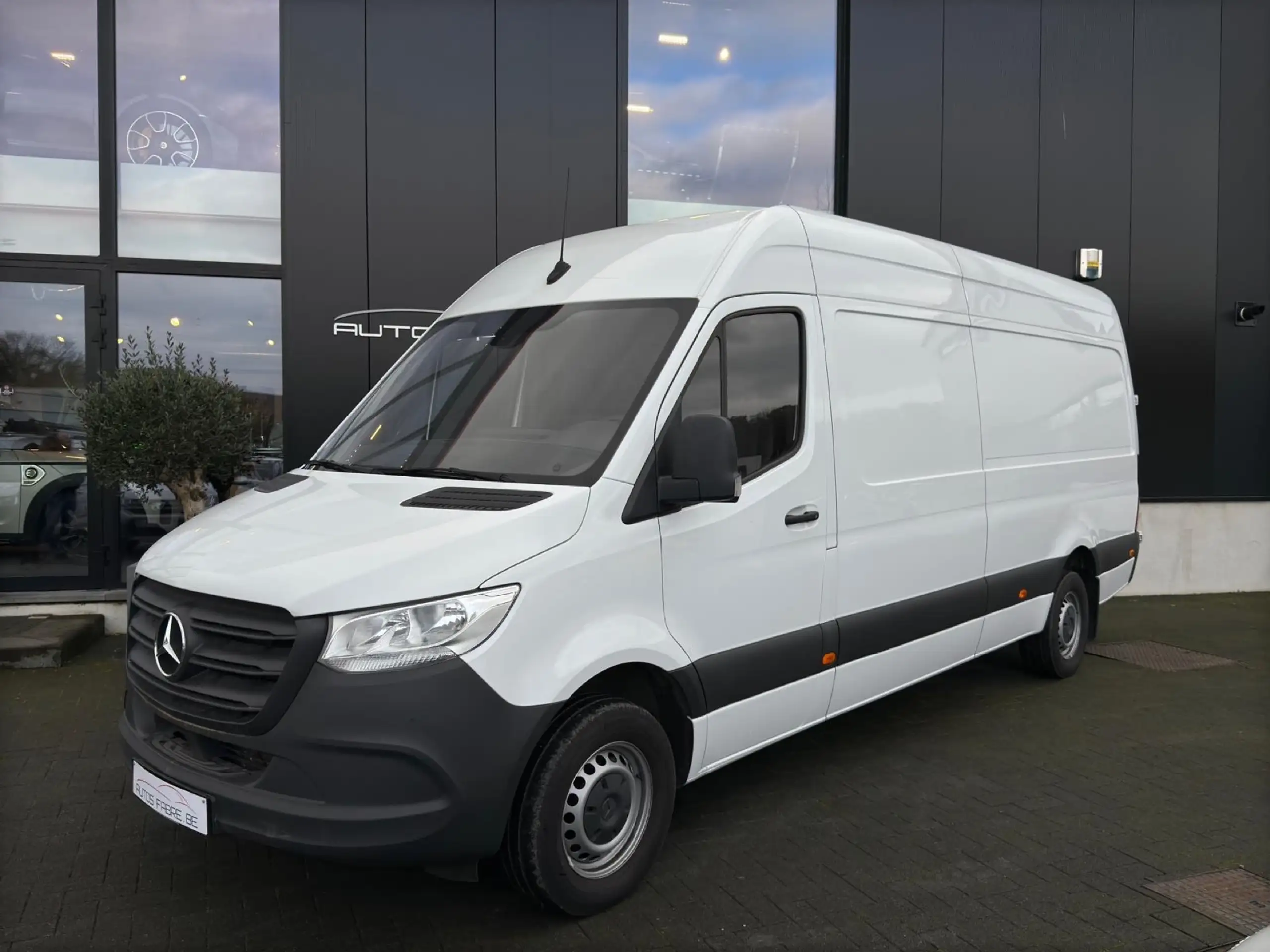 Mercedes-Benz - Sprinter