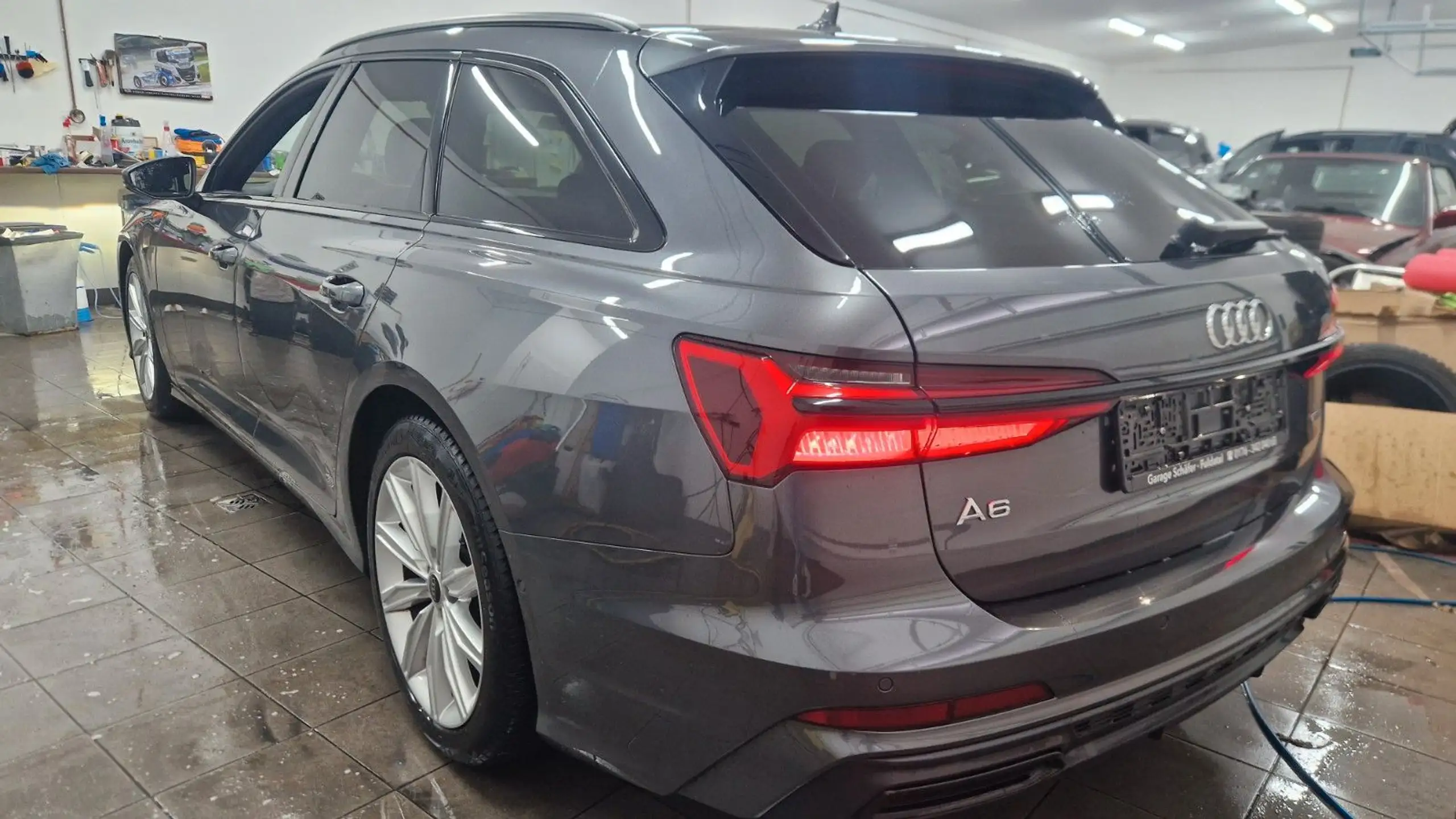 Audi - A6