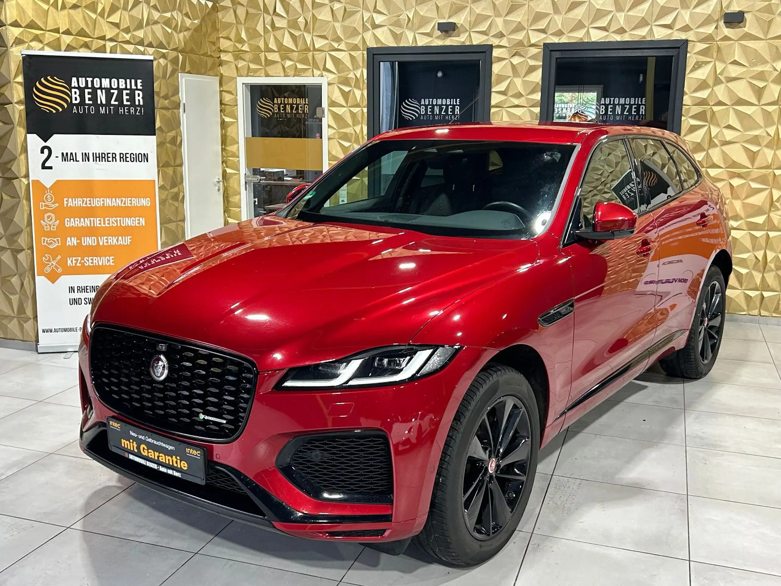 Jaguar - F-Pace