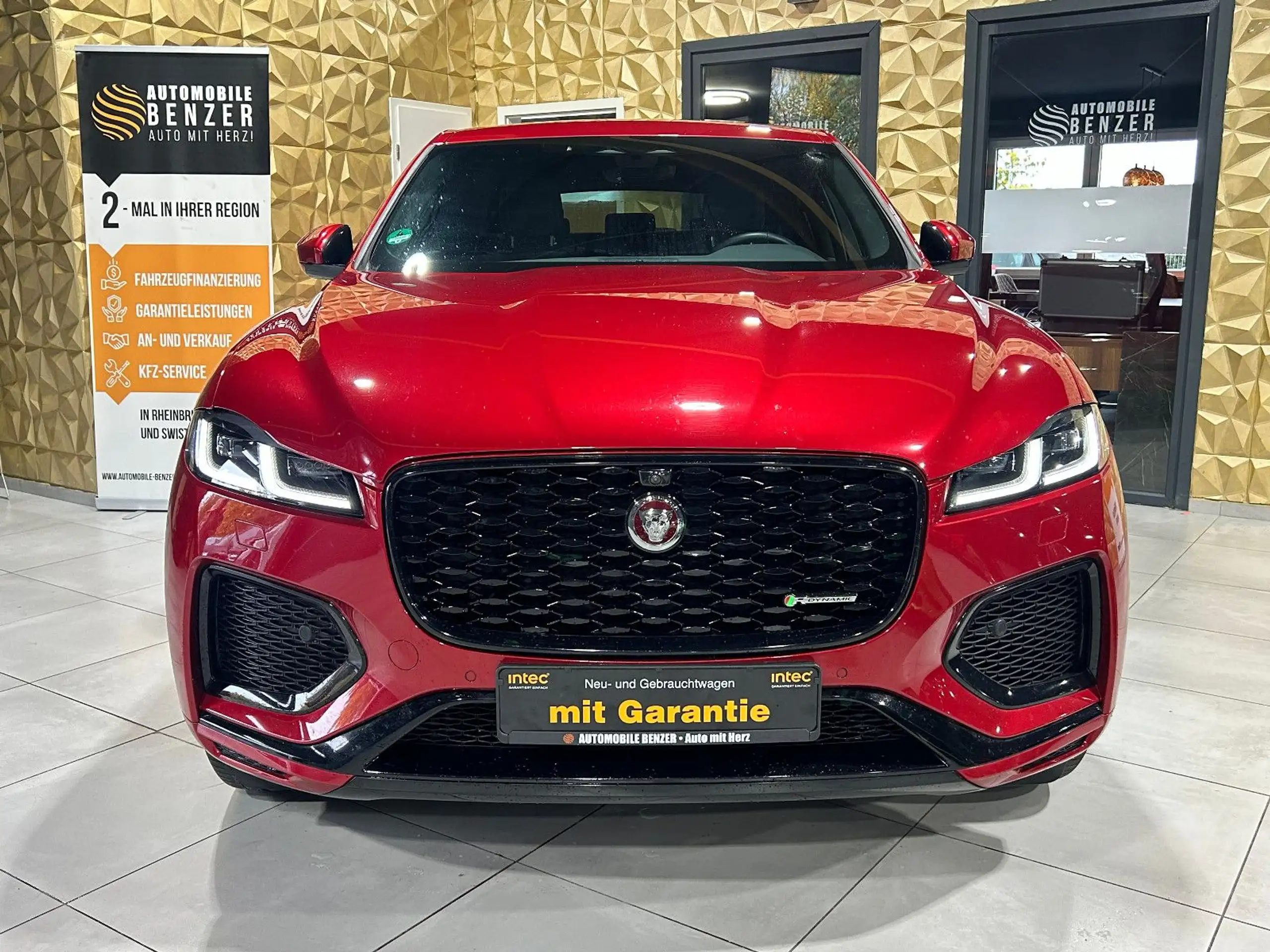 Jaguar - F-Pace