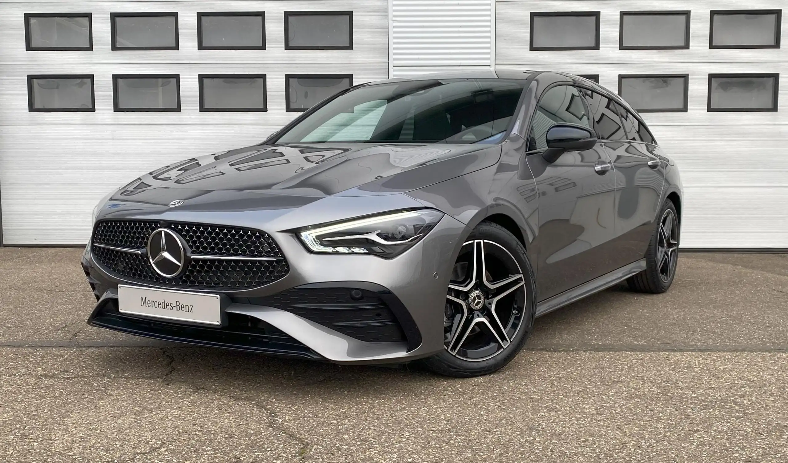 Mercedes-Benz CLA 180 2024