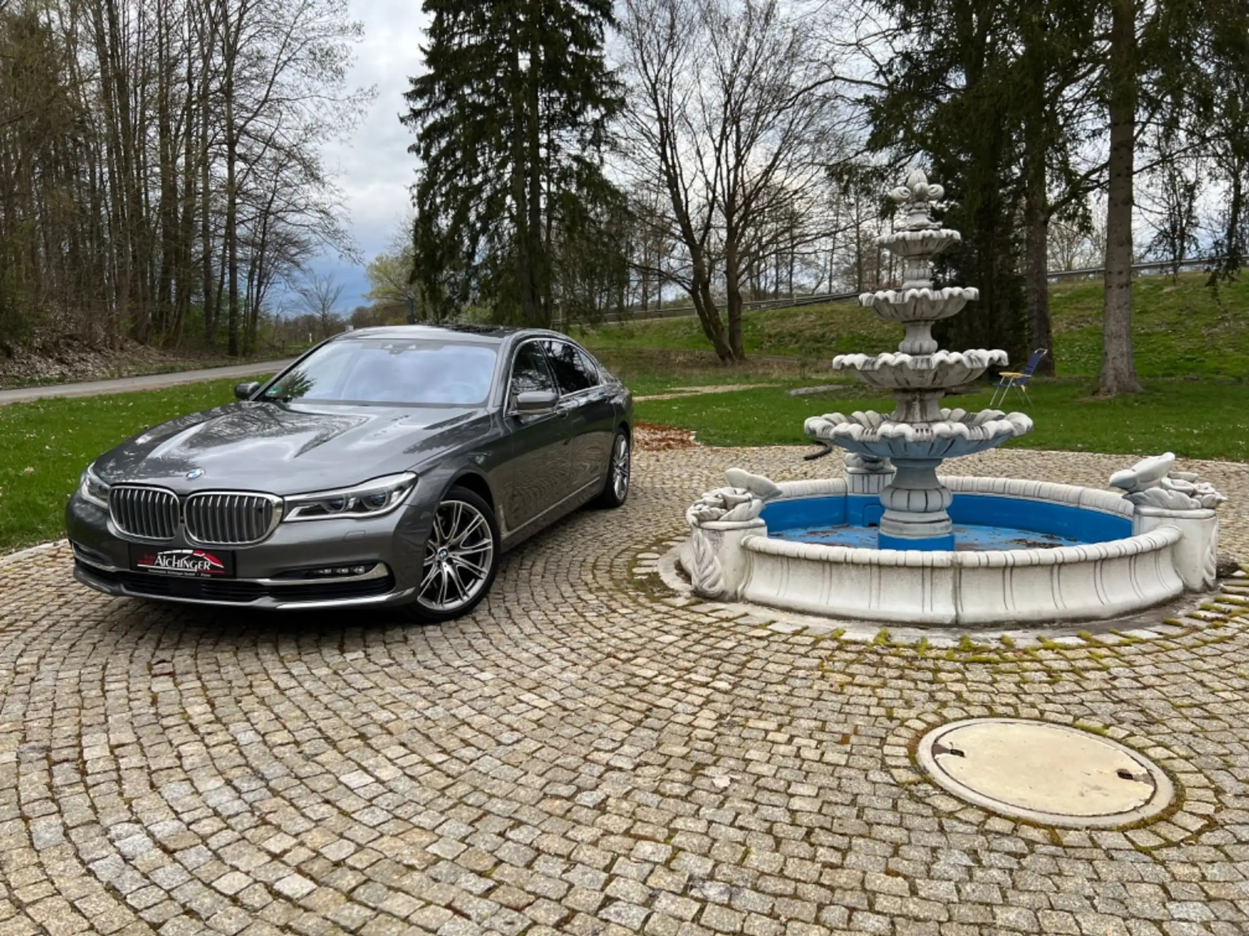 BMW - 750