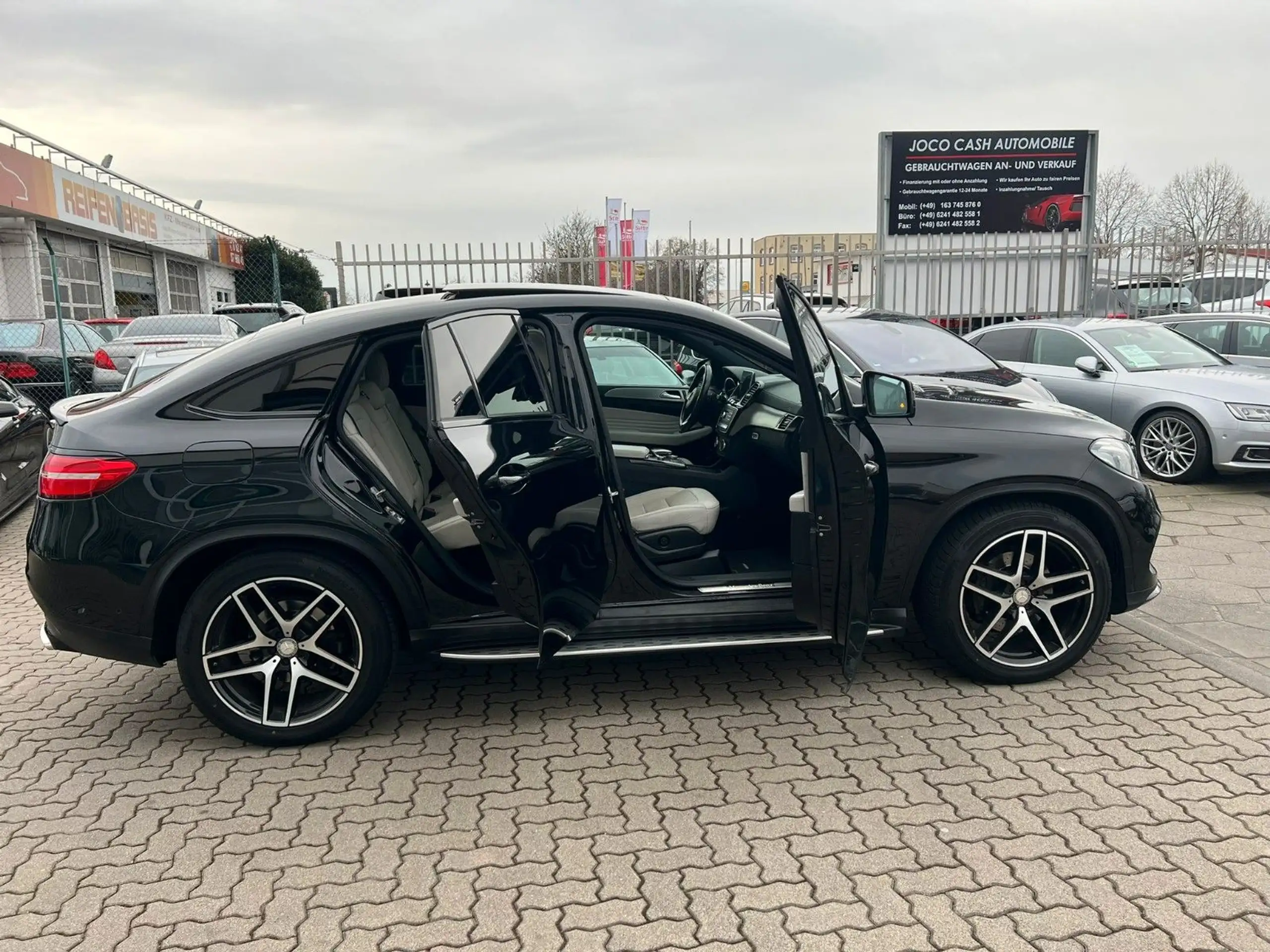 Mercedes-Benz - GLE 350