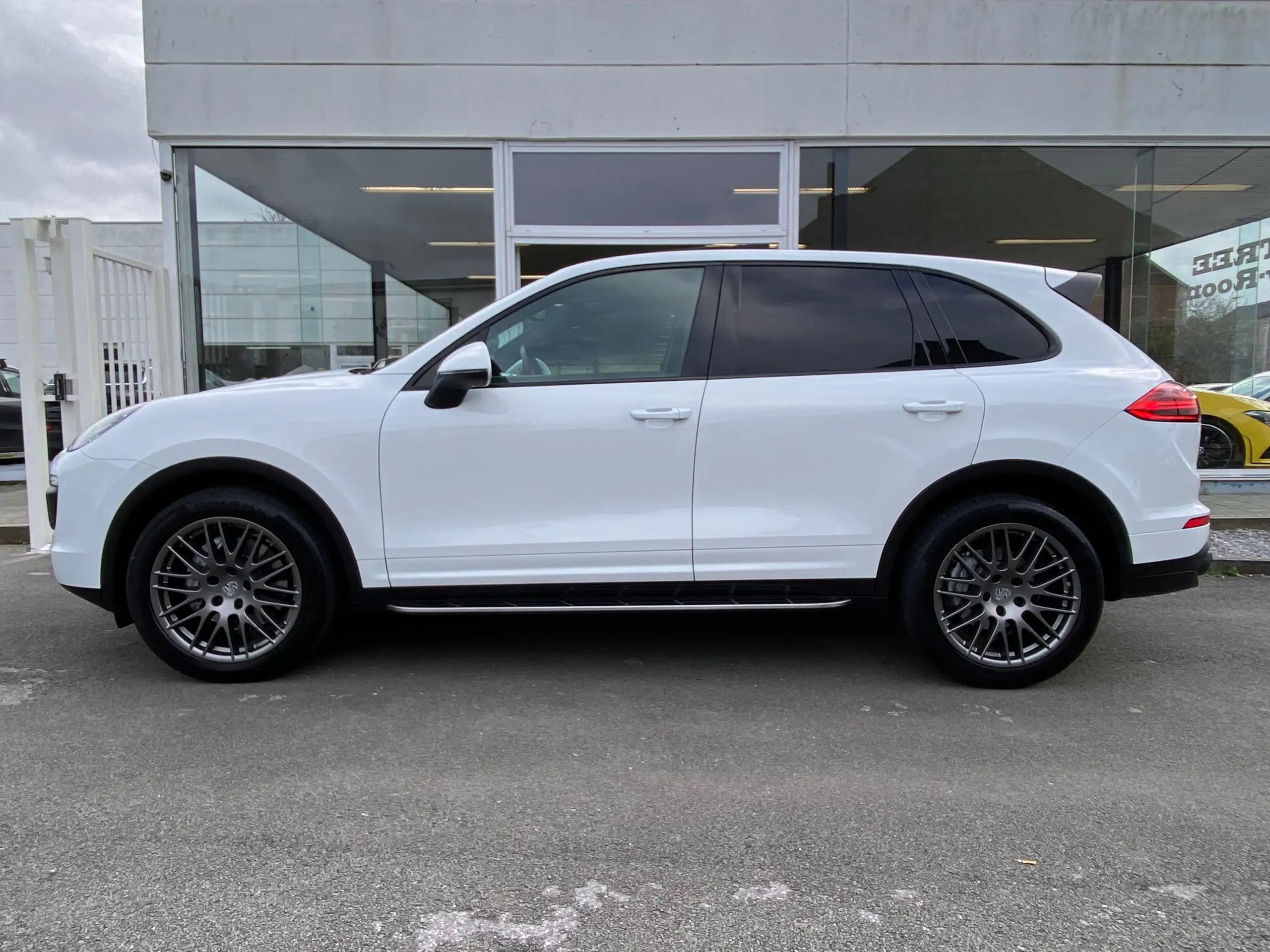 Porsche - Cayenne